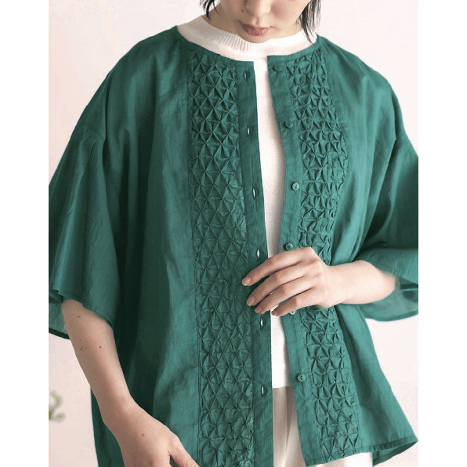 LILASICハンドスモッキングブラウス