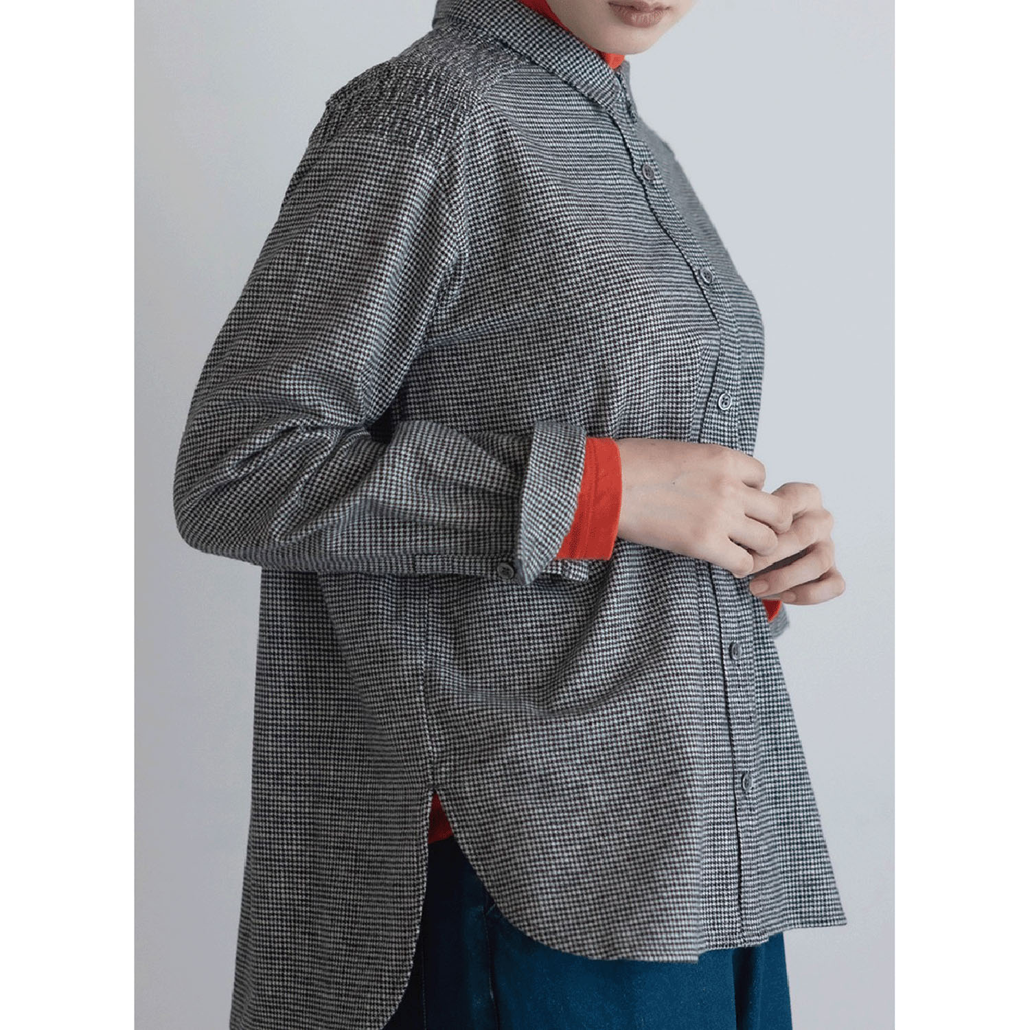 LILASIC シャーリングブラウス