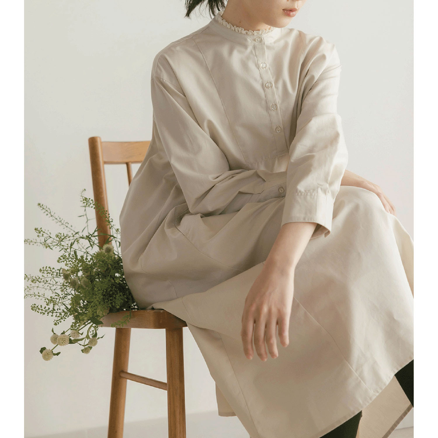 LILASIC フリルカラーワンピース