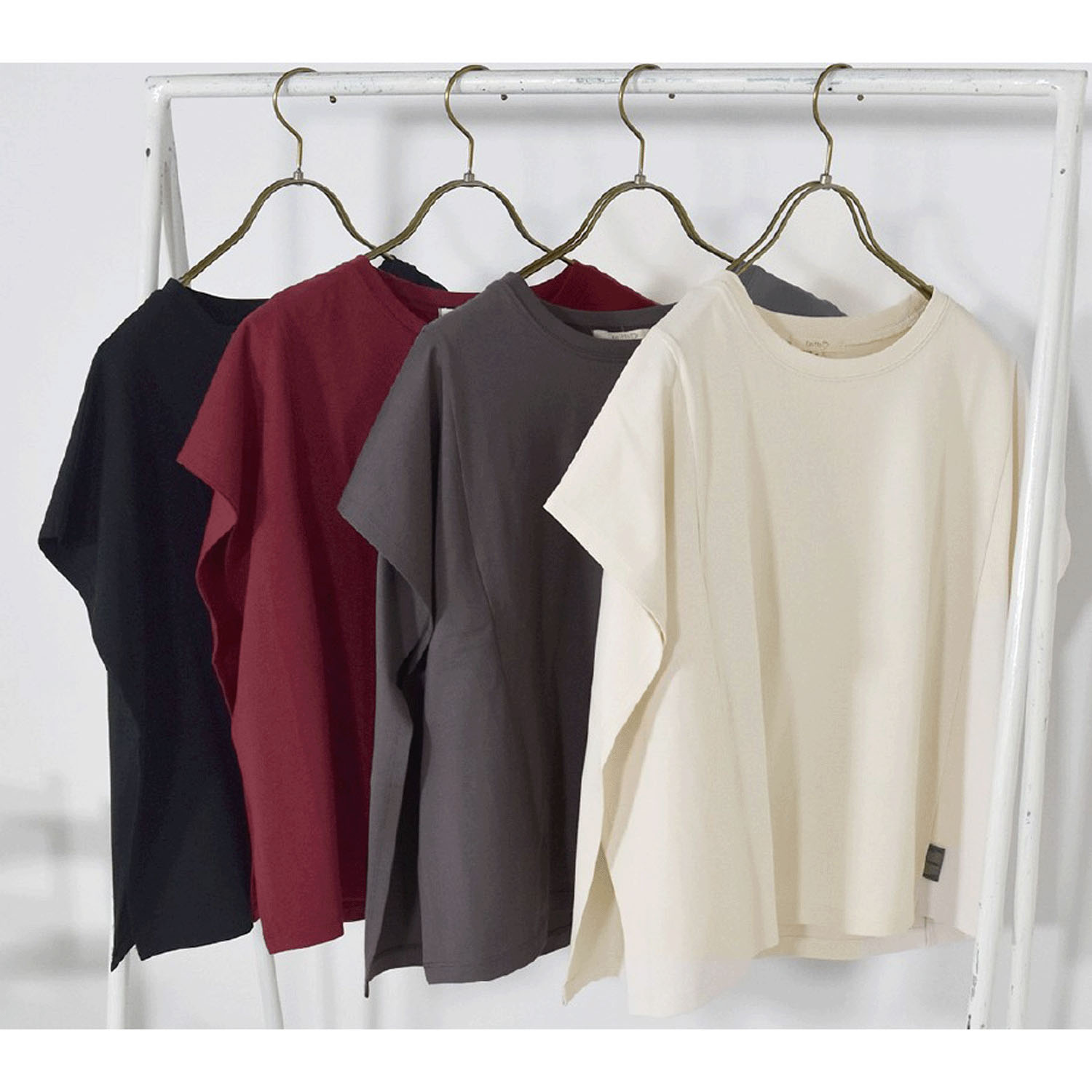 Keitto スクエアスリーブプルオーバー