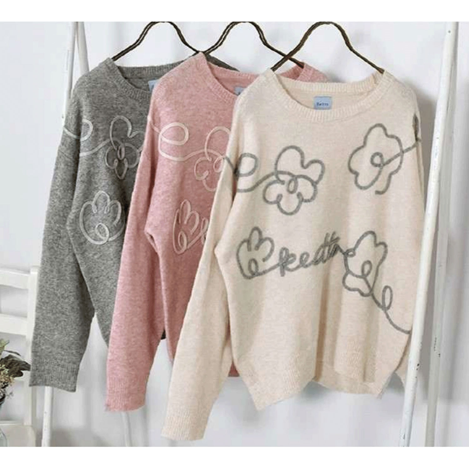 Keitto つながるお花のコード刺繍ニットプルオーバー - 画像2