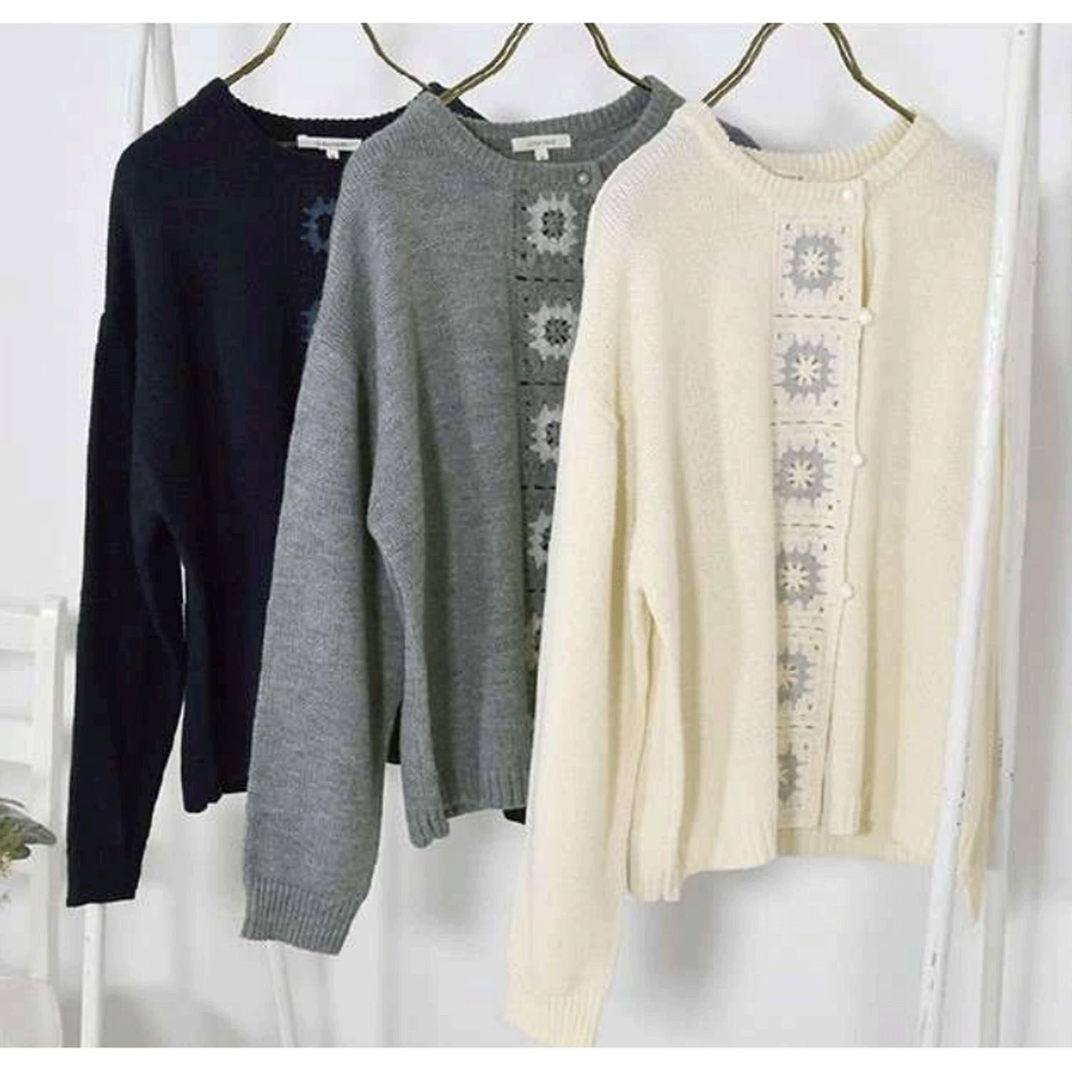 Keitto かぎ針モチーフ付きカーディガン