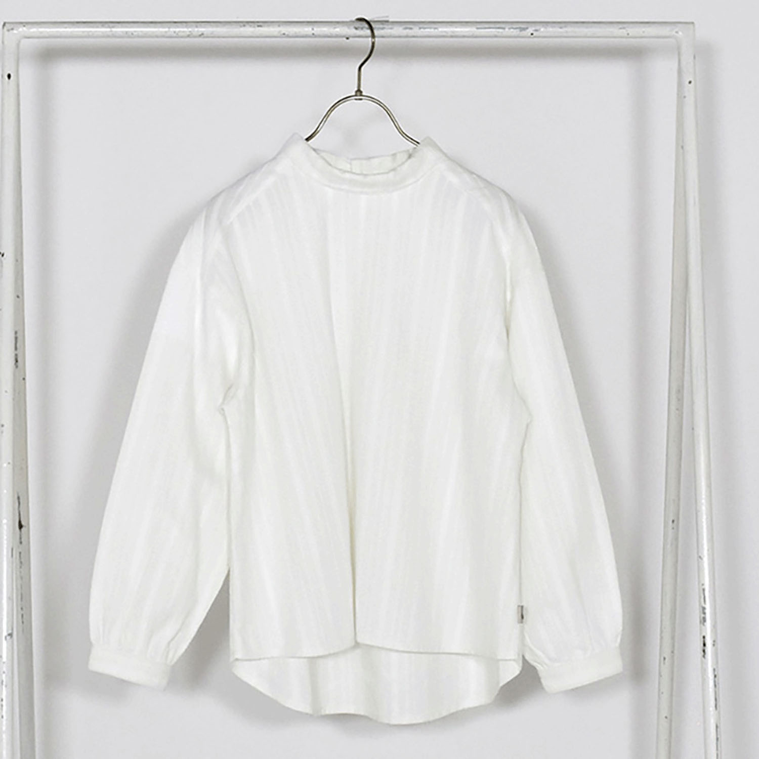 Keittoロールカラープルオーバー - 画像3