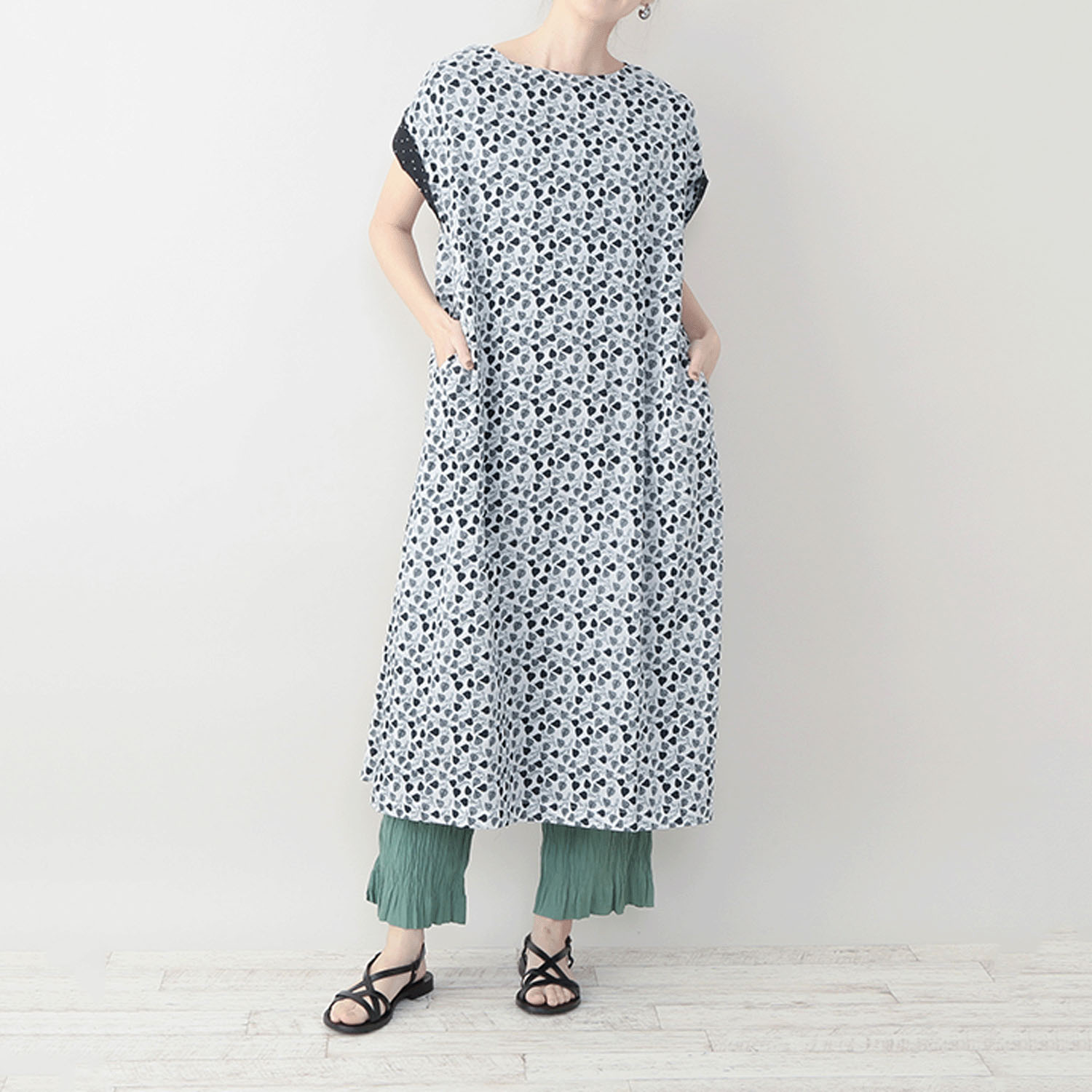 東京かんかん リーフ＆ドットプリントリバーシブルワンピース - 画像2