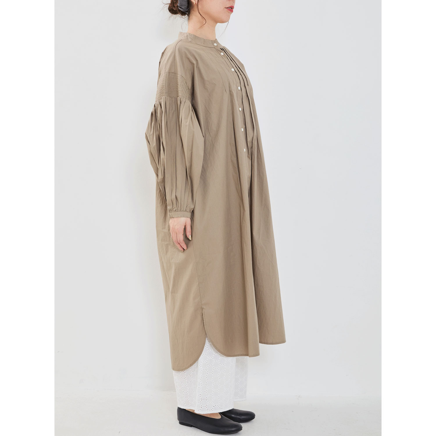 YURK genite van ポプリンネックタックワンピース - 画像2