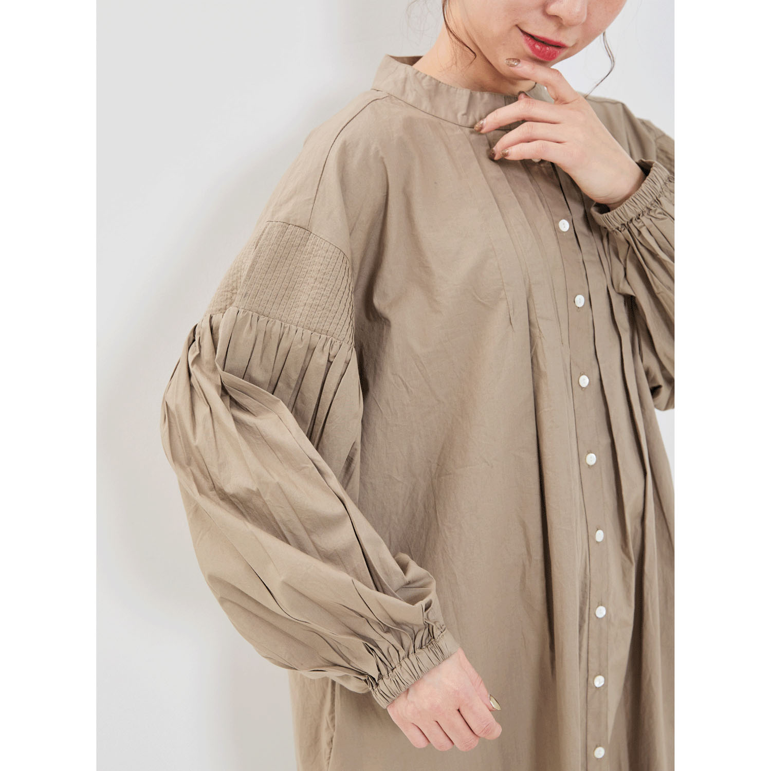 YURK genite van ポプリンネックタックワンピース - 画像4