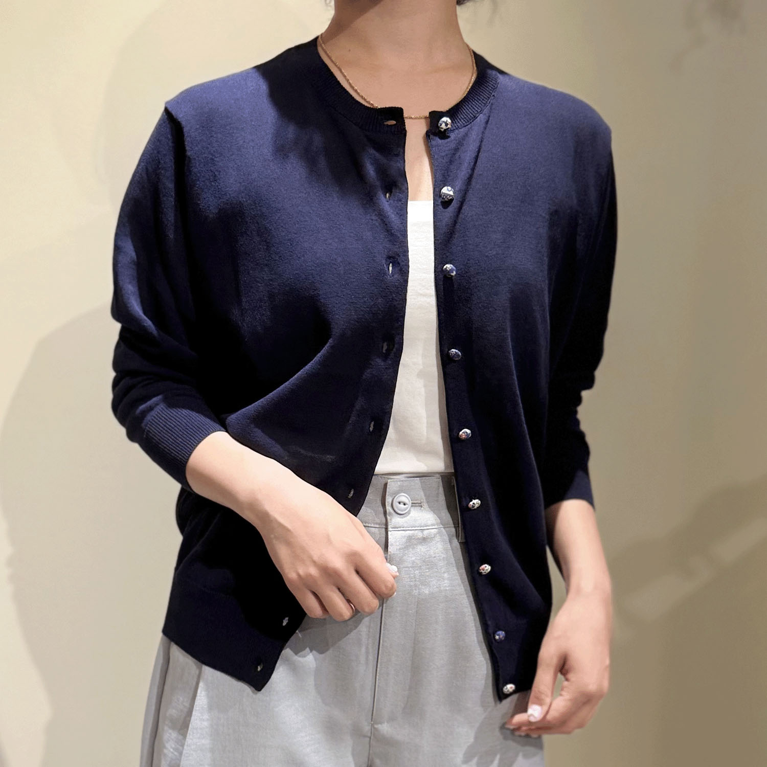 J．Sloane LIBERTYくるみ釦カーディガン