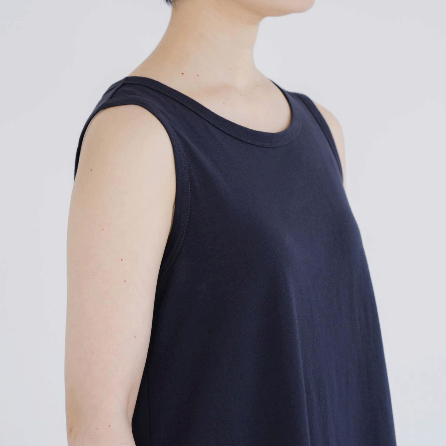 TUTIE． コットン天竺ノースリーブワンピース - 画像9