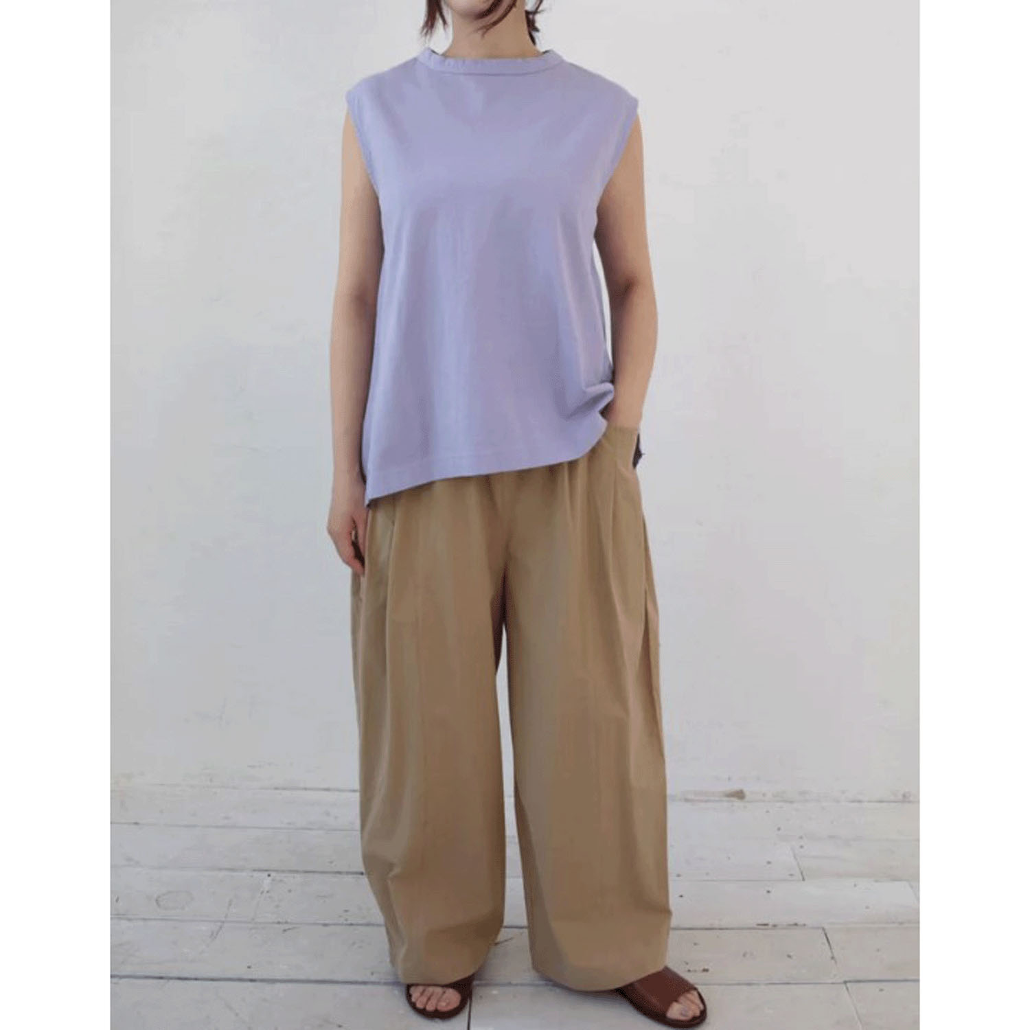 YARRA 布帛コンビノースリーブプルオーバー - 画像11