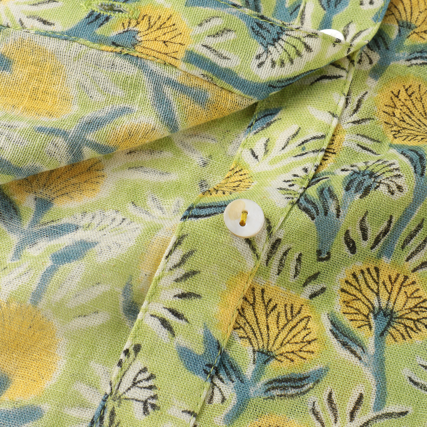 東京かんかん 花々のブロックプリントコットンリネンブラウス - 画像5