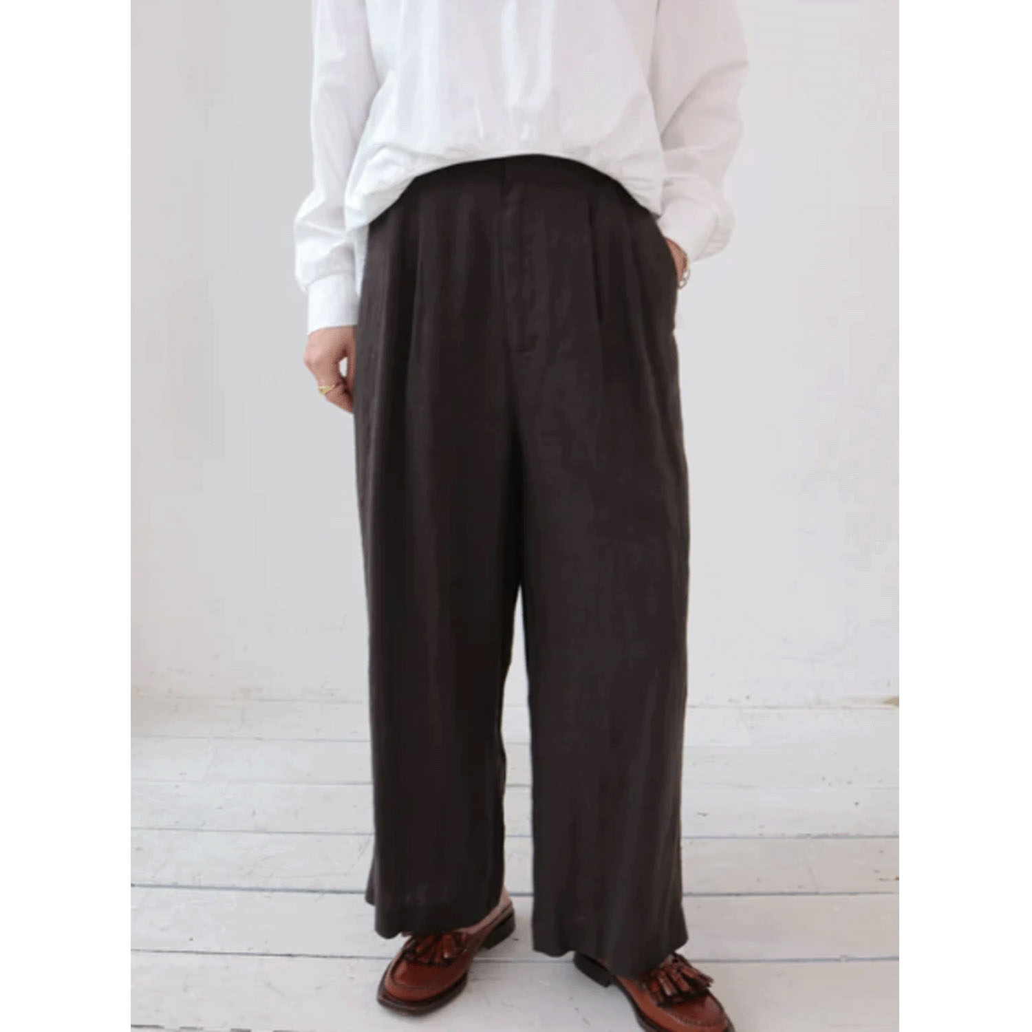 doux bleu クラシックリネンWタックパンツ