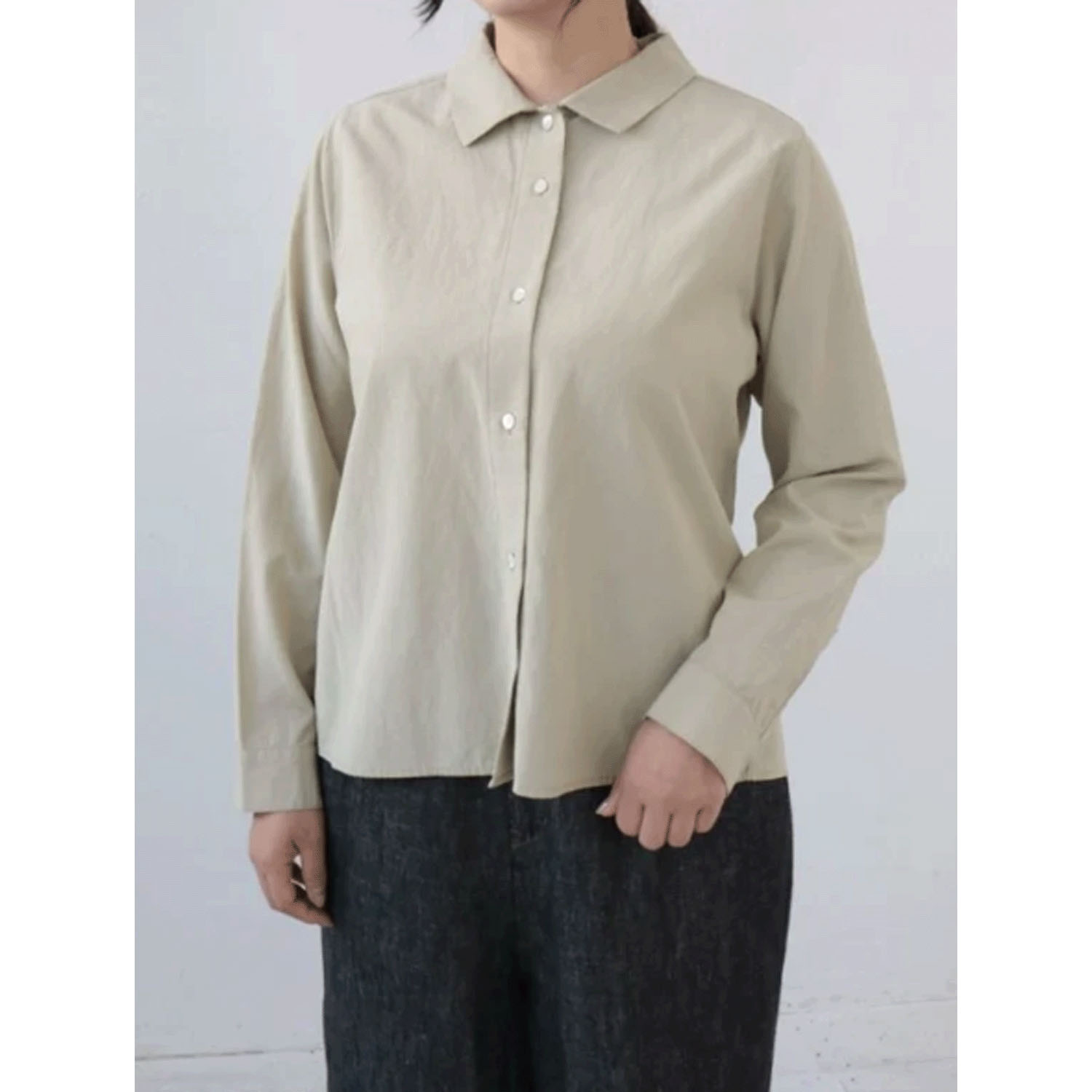 YARRA フラットカラーオープンブラウス - 画像9