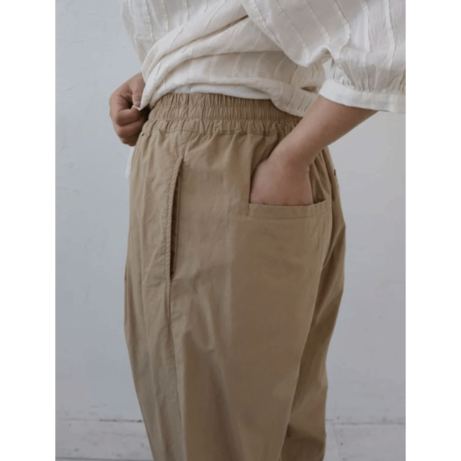 YARRA コンパクトツイルサイドタックパンツ - 画像7