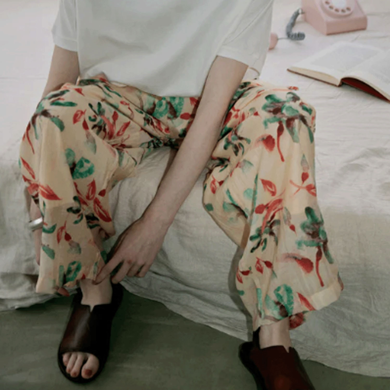 doux bleu フラワーインドプリントパンツ - 画像8