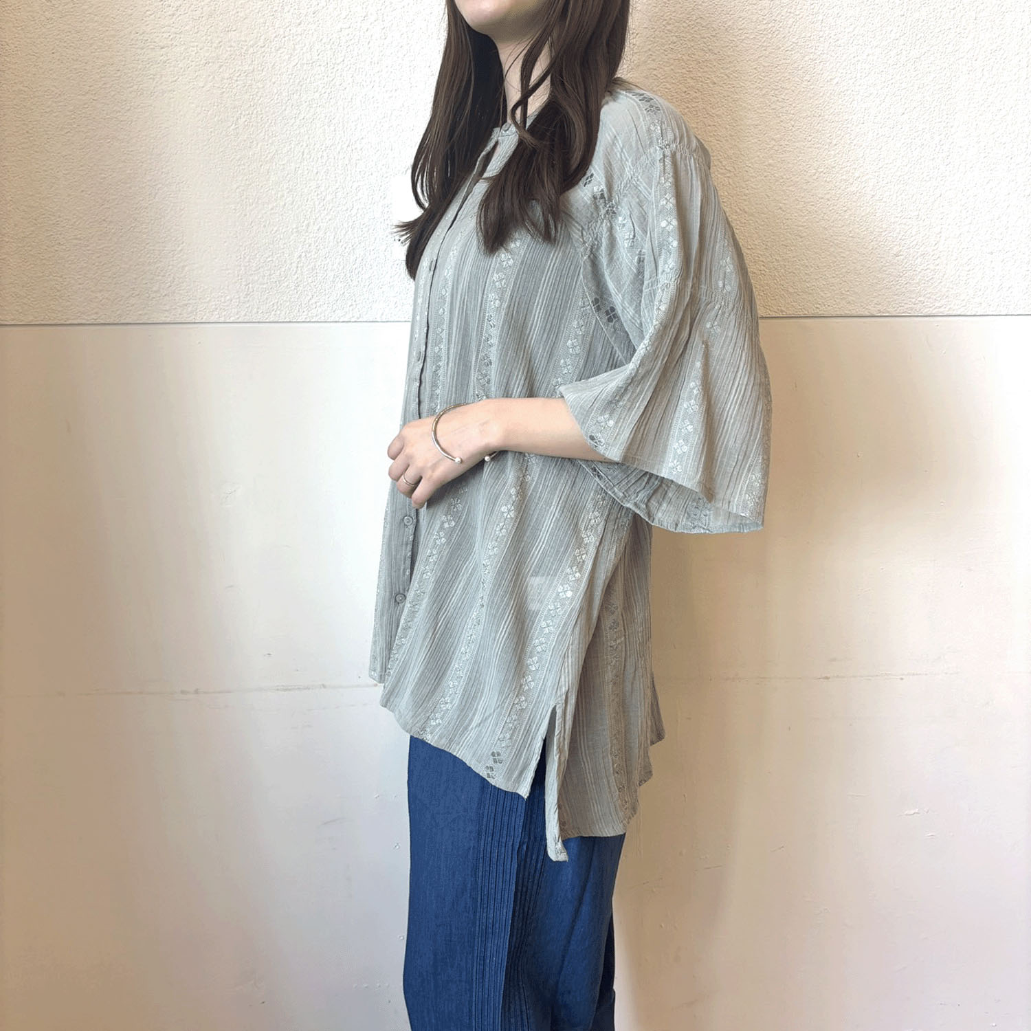 【LUPILIEN】 シャーリングブラウス - 画像2