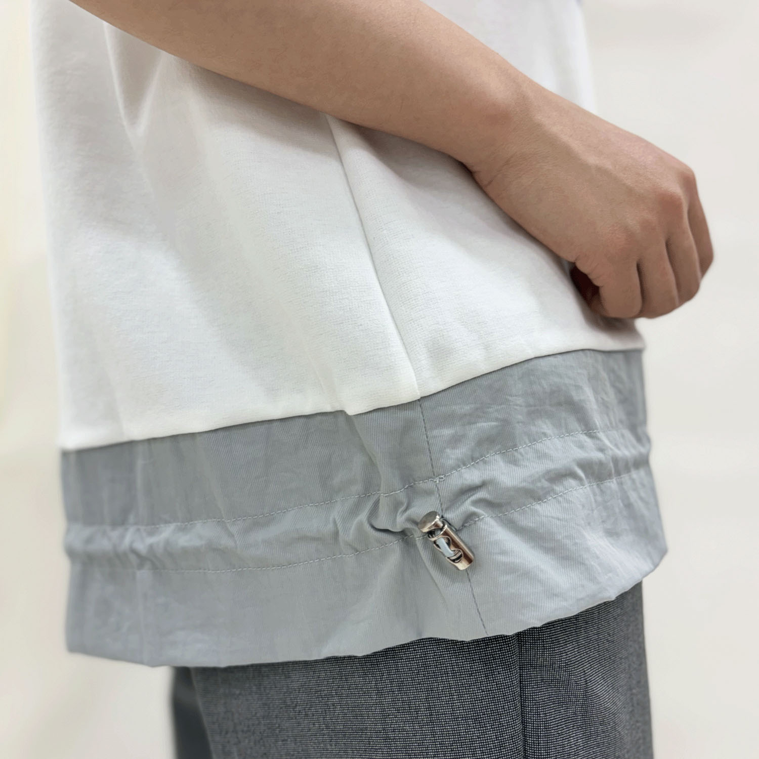 裾ドロスト切替Tシャツ - 画像4