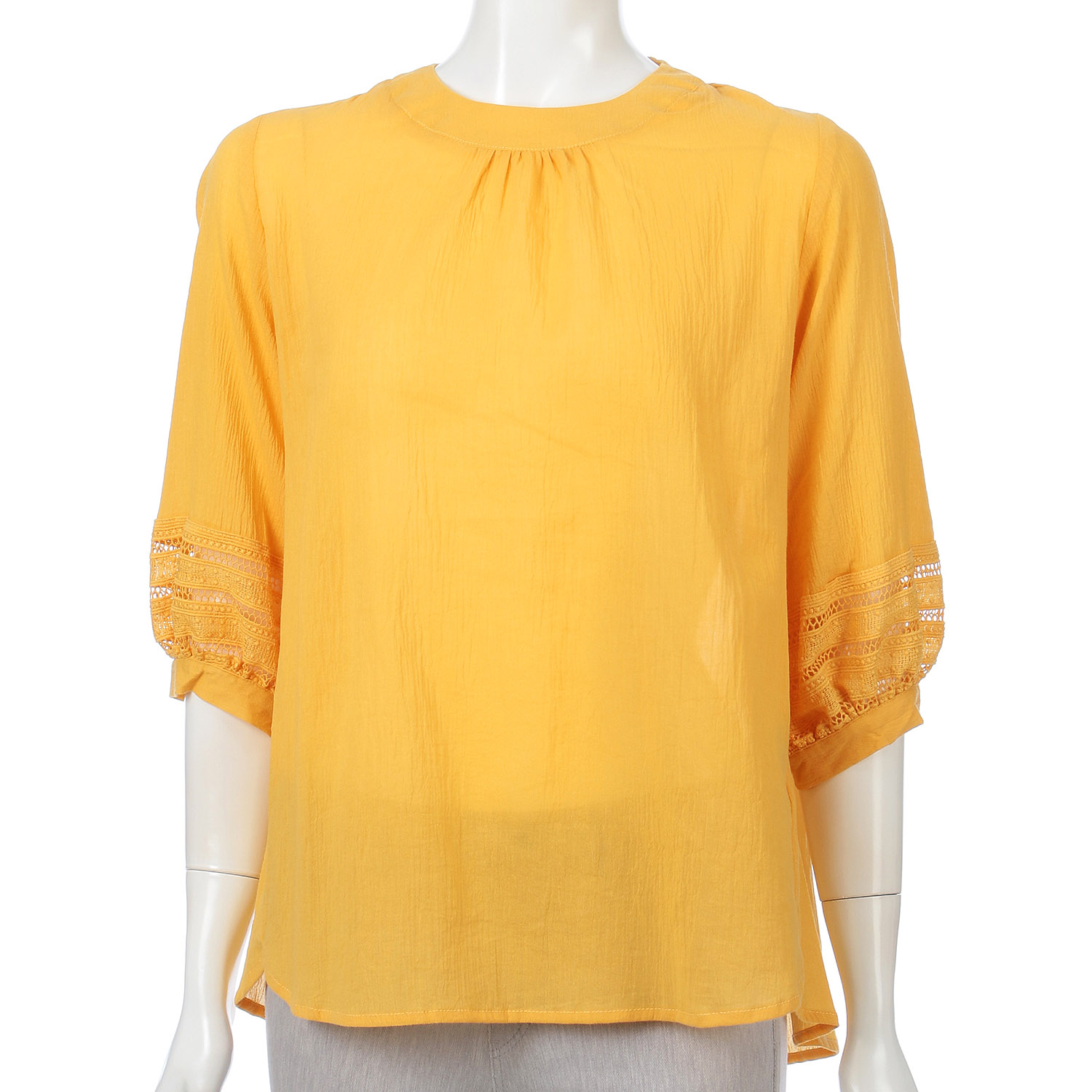 強撚綿レース使いプルオーバー