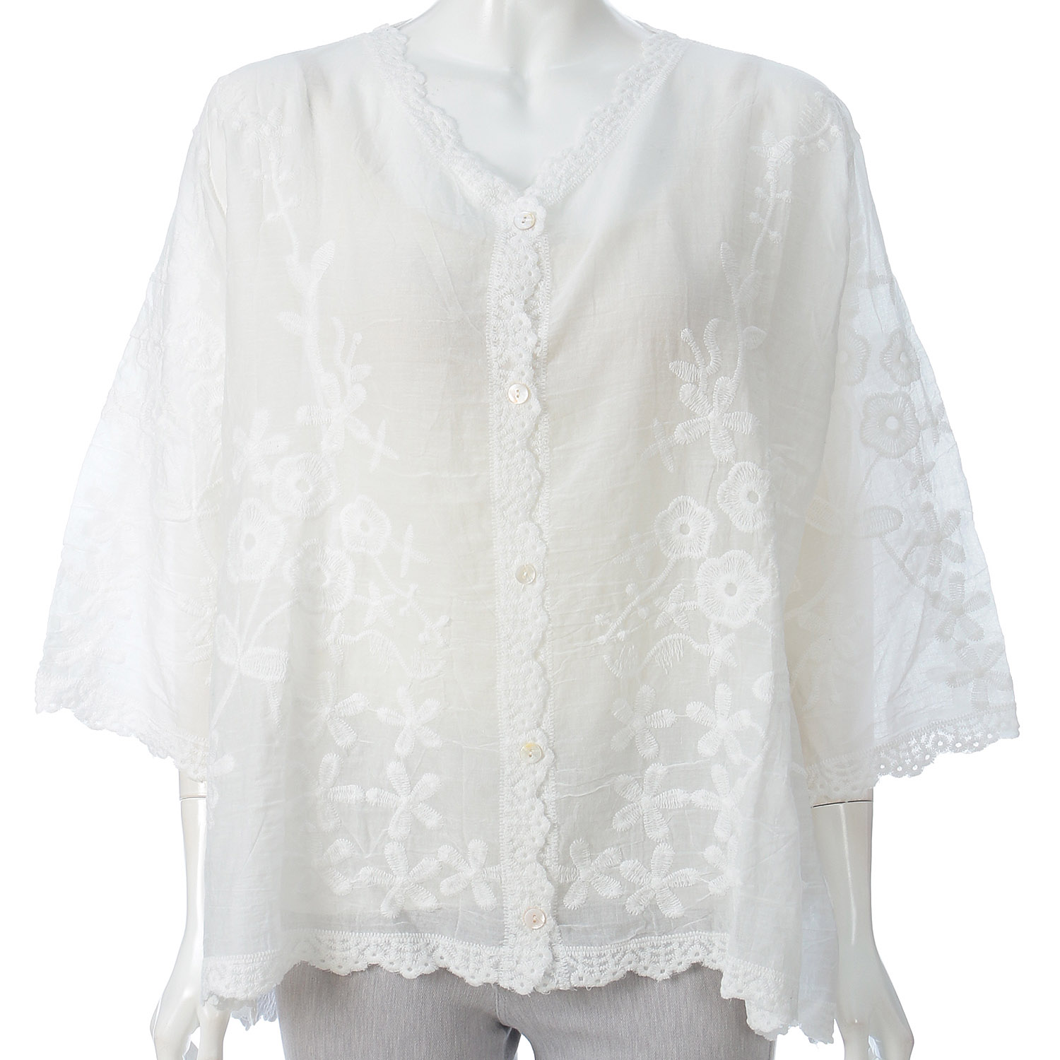 かぎ針刺繍ブラウス