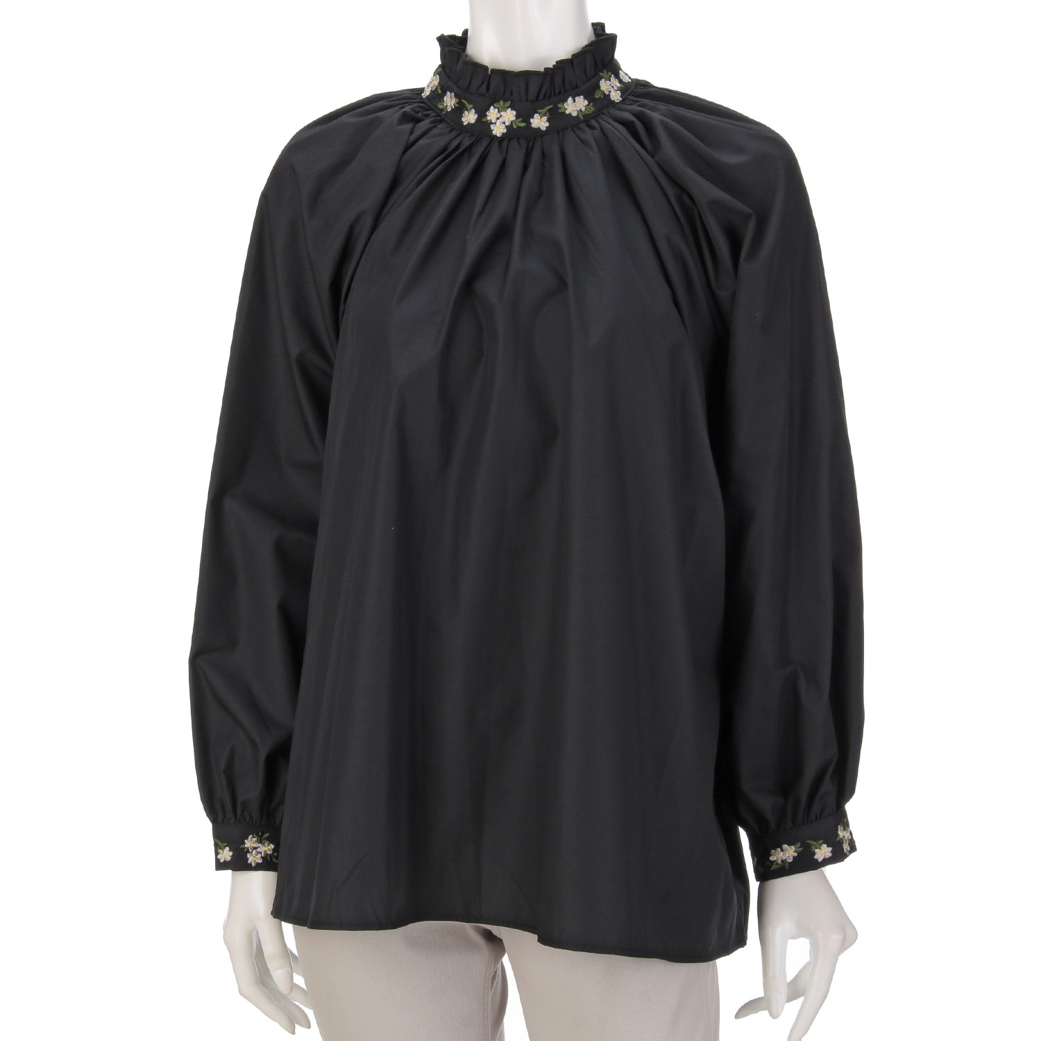 フリルネックギャザーブラウス