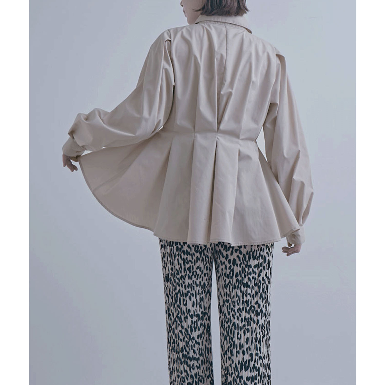 【ETONET限定 お取り寄せ】ウエストボリュームタックブラウス - 画像12