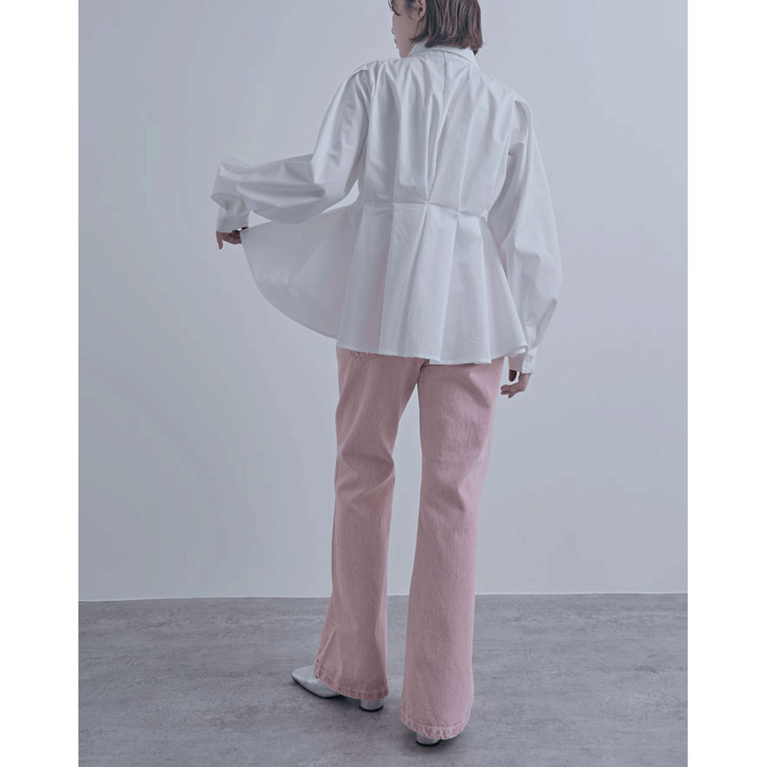 【ETONET限定 お取り寄せ】ウエストボリュームタックブラウス - 画像4