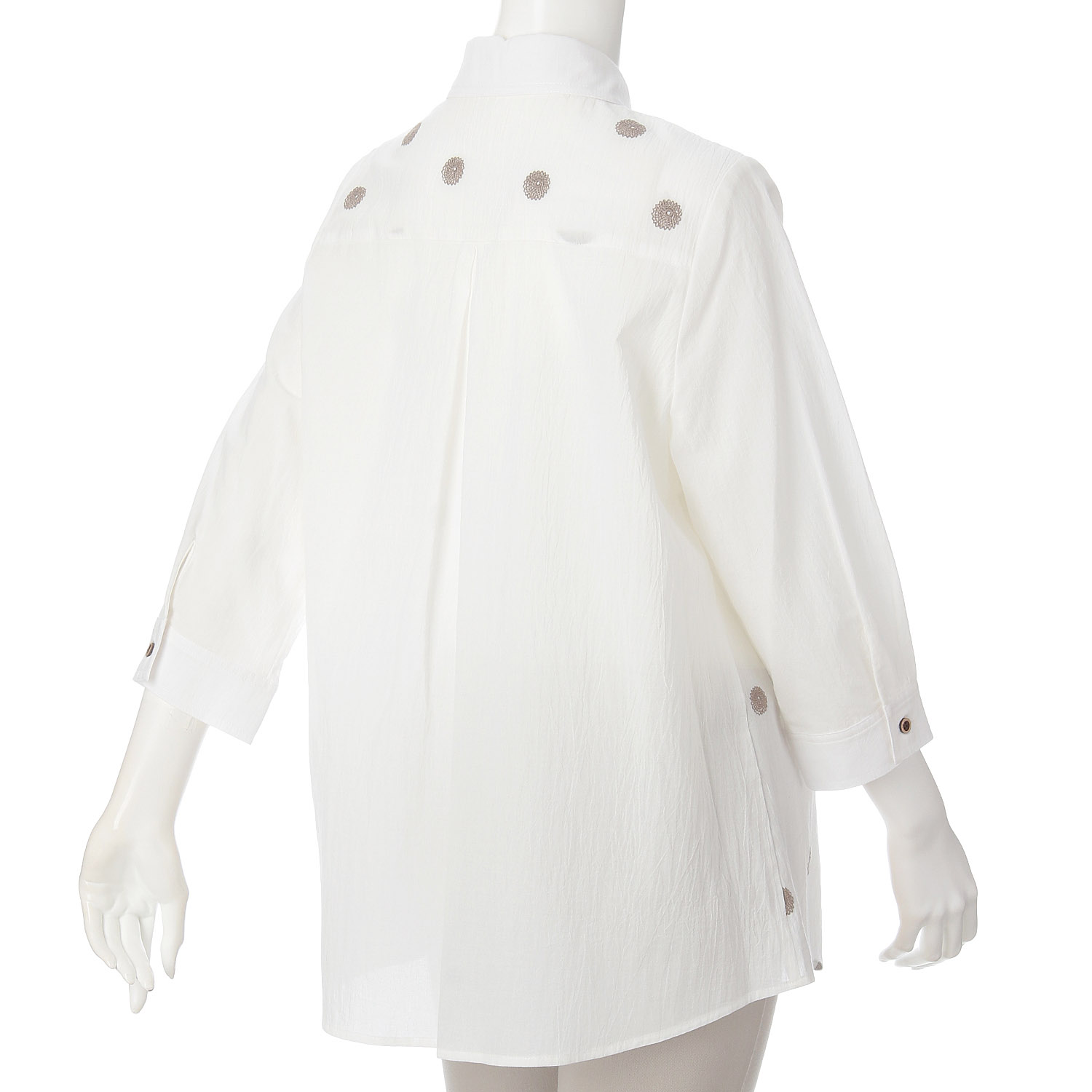 綿シャンブレー刺繍ブラウス - 画像2