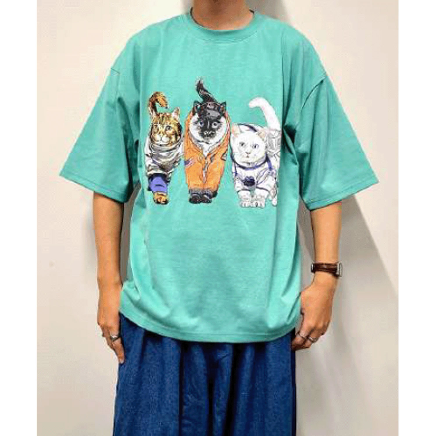 【Insta Live】CORISCO Animal Village ネコTシャツ 宇宙