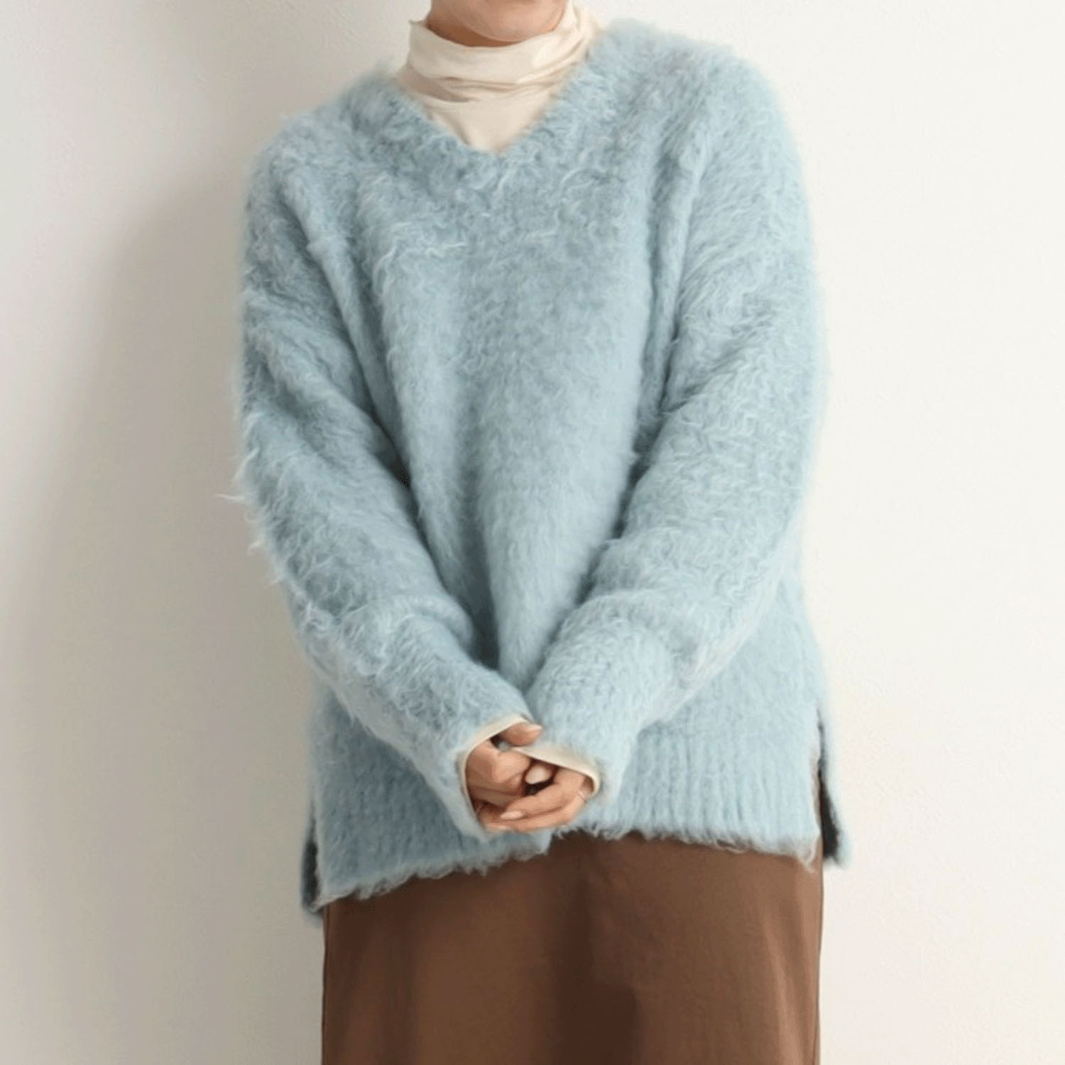 【Inst Live】MAFRAIS ブークレ起毛Vネックプルオーバー - 画像8