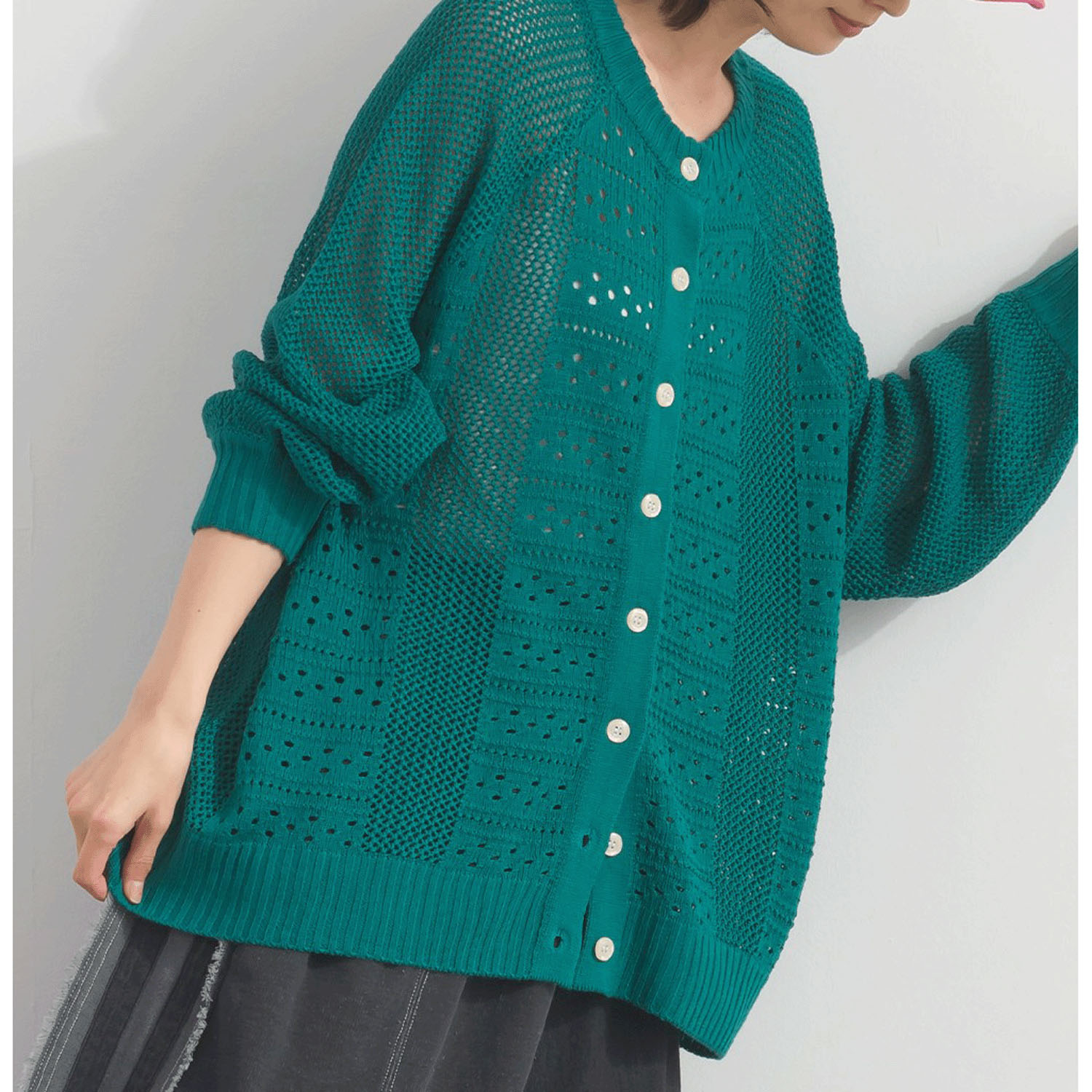 【ETONET限定】iriey 2WAY透かし編みカーデ - 画像25