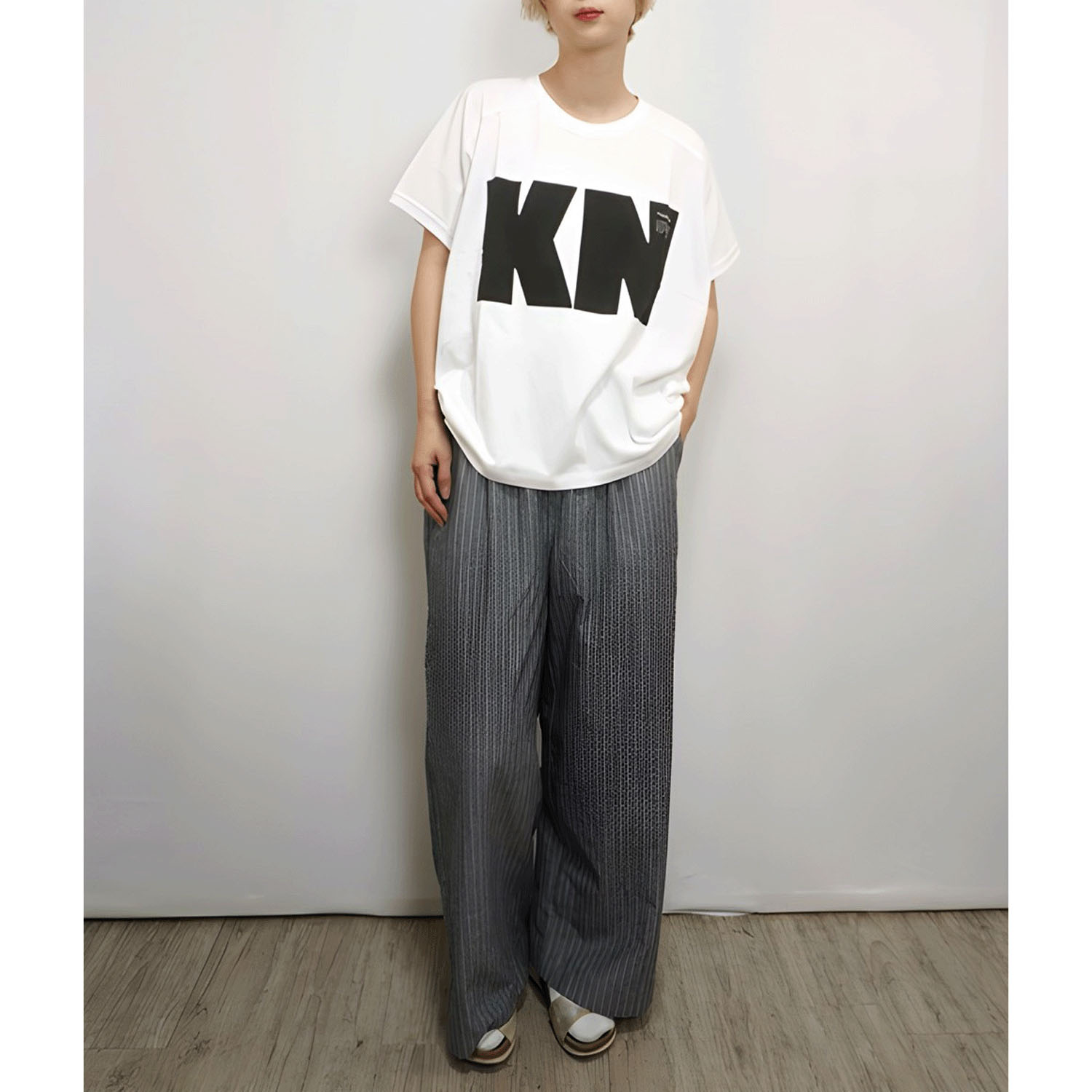 fu－dueka：： ビッグロゴ 変形ワイドTee - 画像7