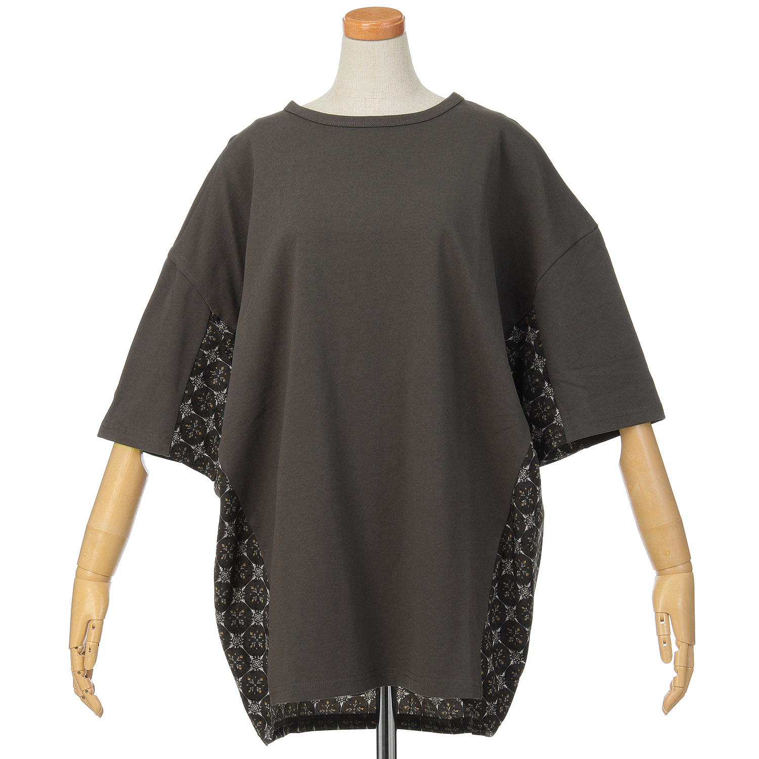 le colis ドライタッチ天竺後ろ切替えTEE6分袖 - 画像2