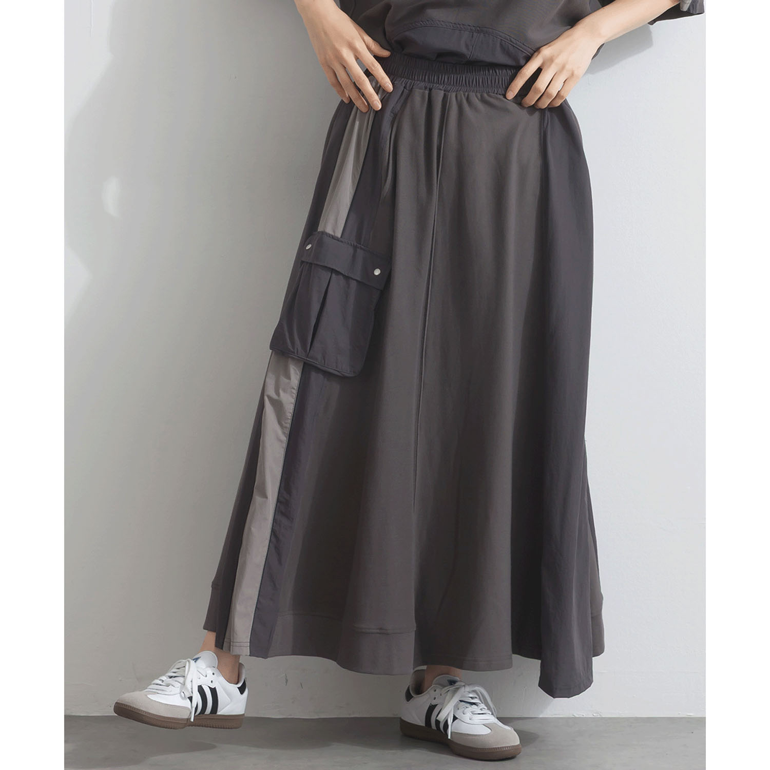 【ETONET限定】 iriey 配色ラインスカート - 画像3