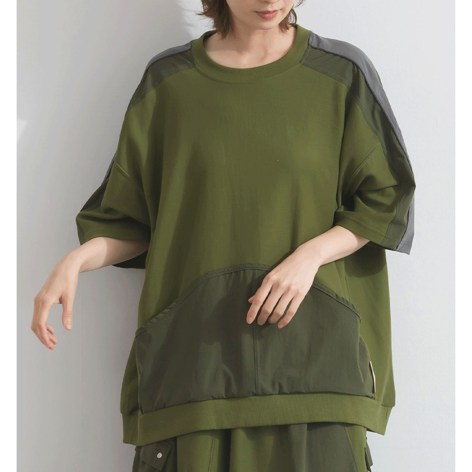 【ETONET限定】 iriey 配色ラインプルオーバー - 画像17