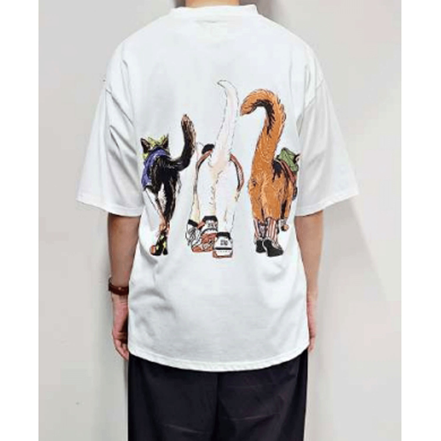 【LLサイズ、新色追加】【Insta Live】CORISCO Animal Village 前後プリントネコTシャツ - 画像9