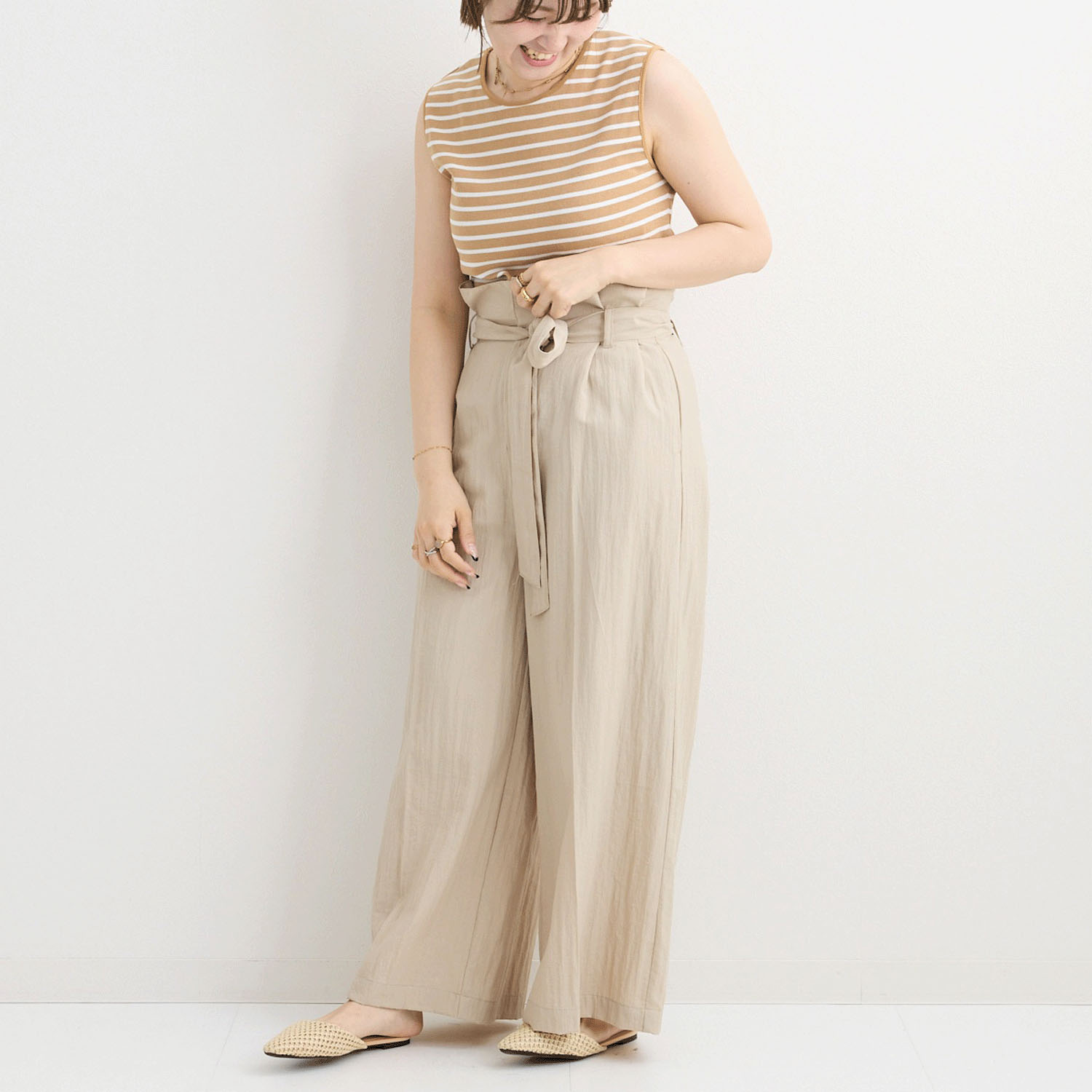 MAFRAIS ワッシャーナイロンタックパンツ