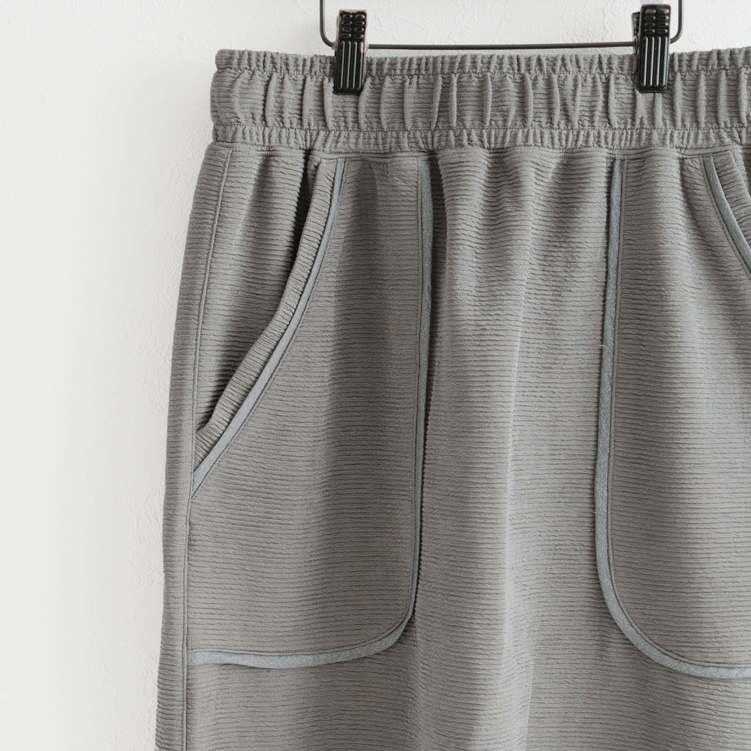 【Insta Live】le colis シャイニーコードナロースカート - 画像5