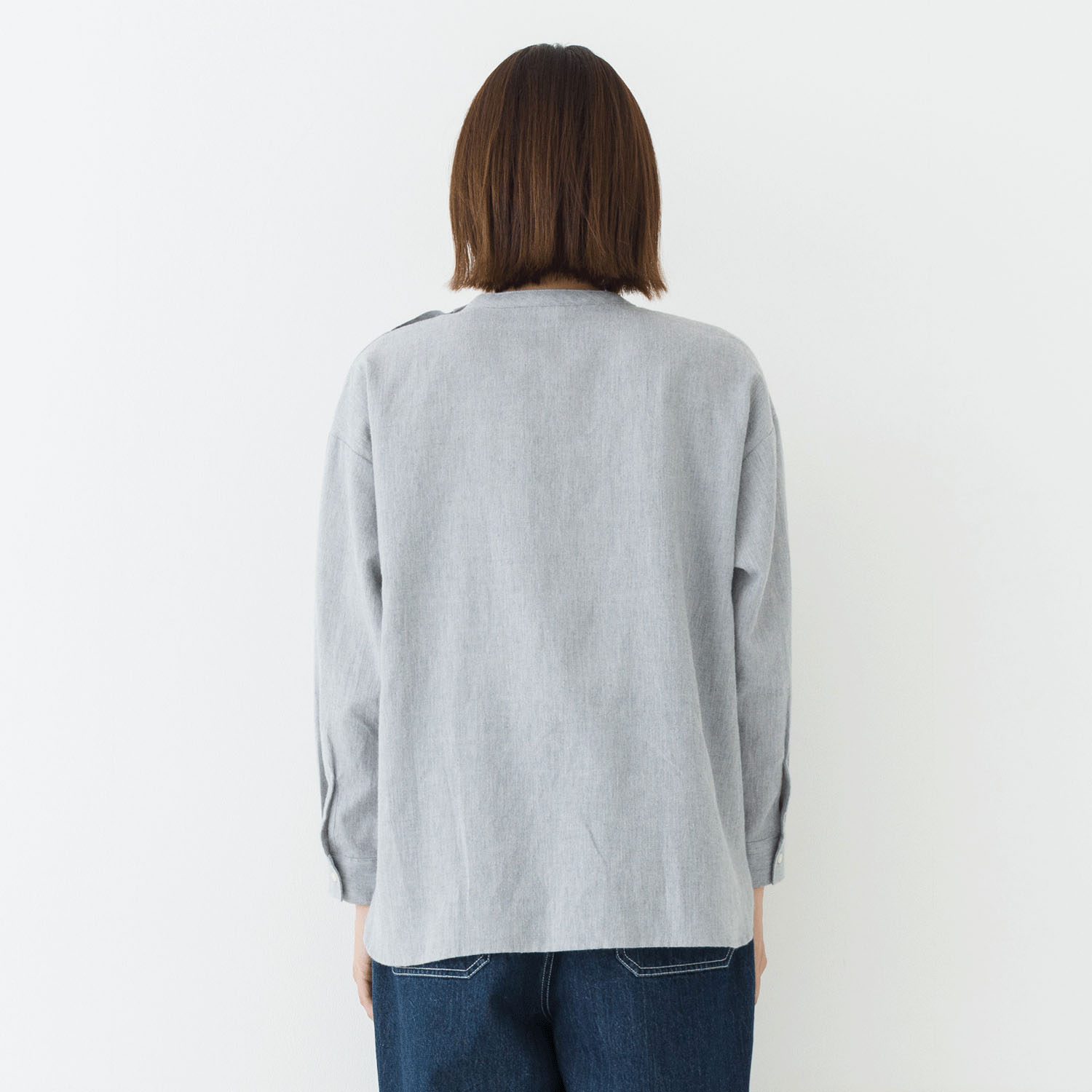 【お取り寄せ】kermu コットンリネン起毛胸シャーリング長袖ブラウス - 画像6