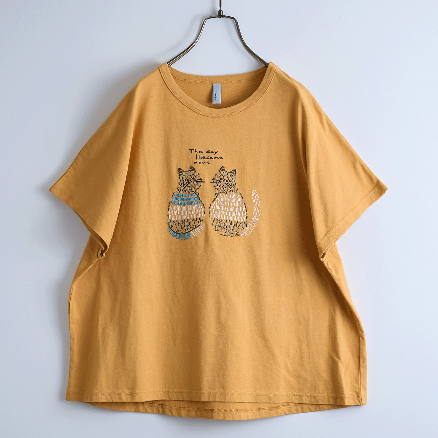 Emago 2匹のねこ刺繍Tシャツ - 画像4