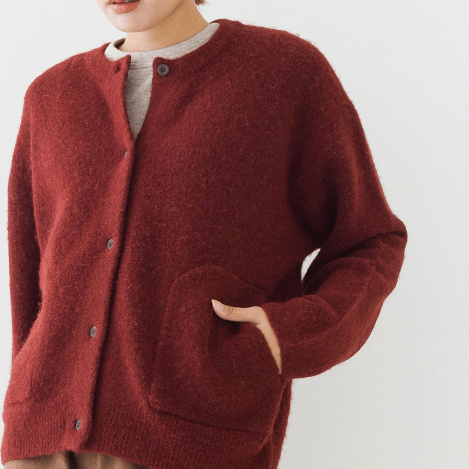 【お取り寄せ】kermu マーセライズウールワイドポケットカーディガン - 画像2