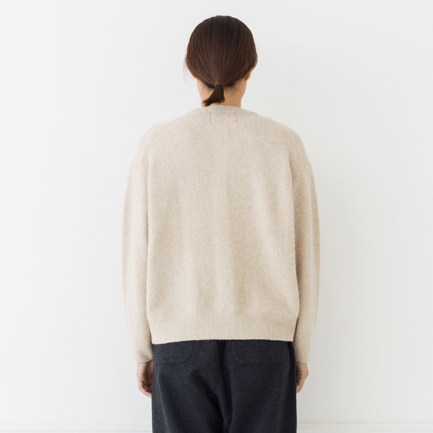 【お取り寄せ】kermu マーセライズウールワイドポケットカーディガン - 画像9