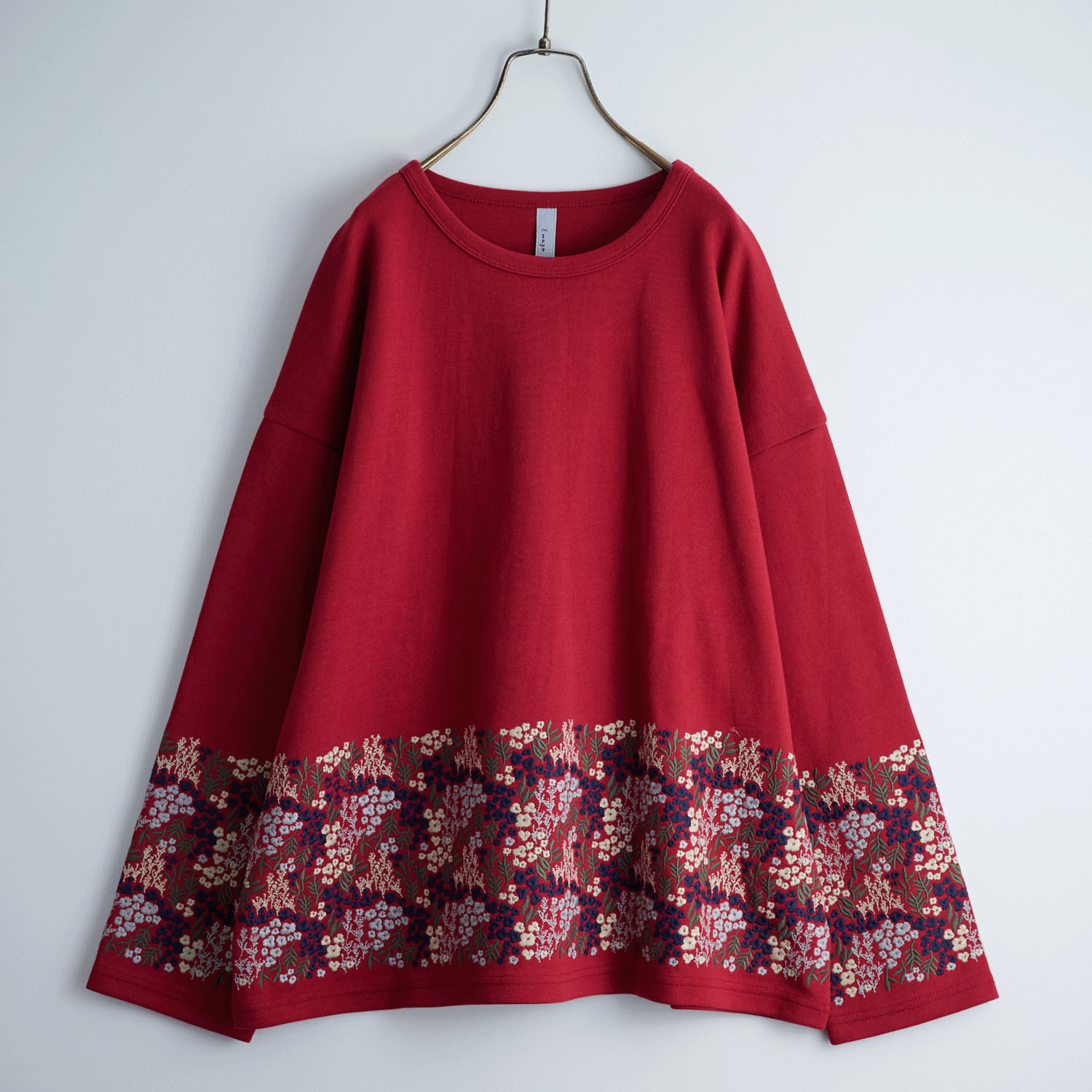 Emago 花の丘刺繍プルオーバー - 画像4