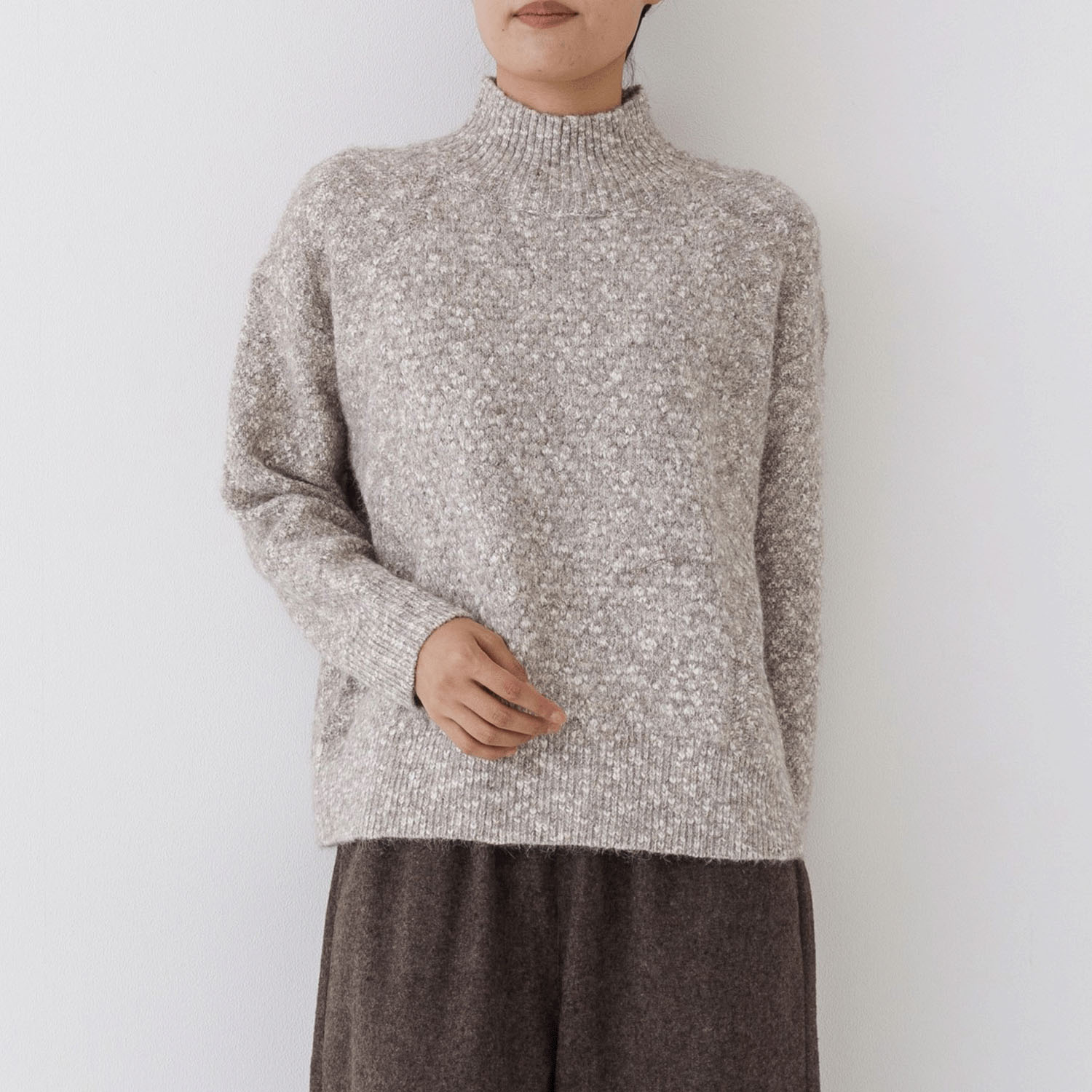 【お取り寄せ】kermu メランジニットカノコ編みハイネックセーター - 画像9