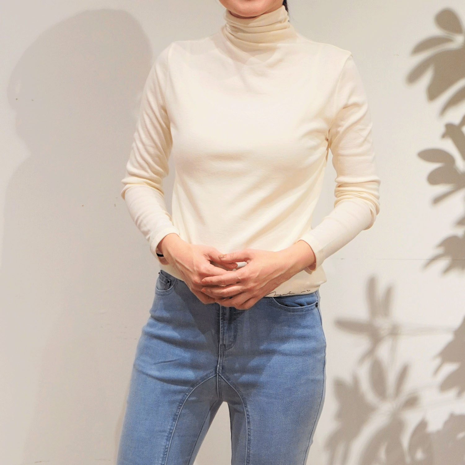 マゼンタ フライス12cmボトルネック長袖 - 画像8