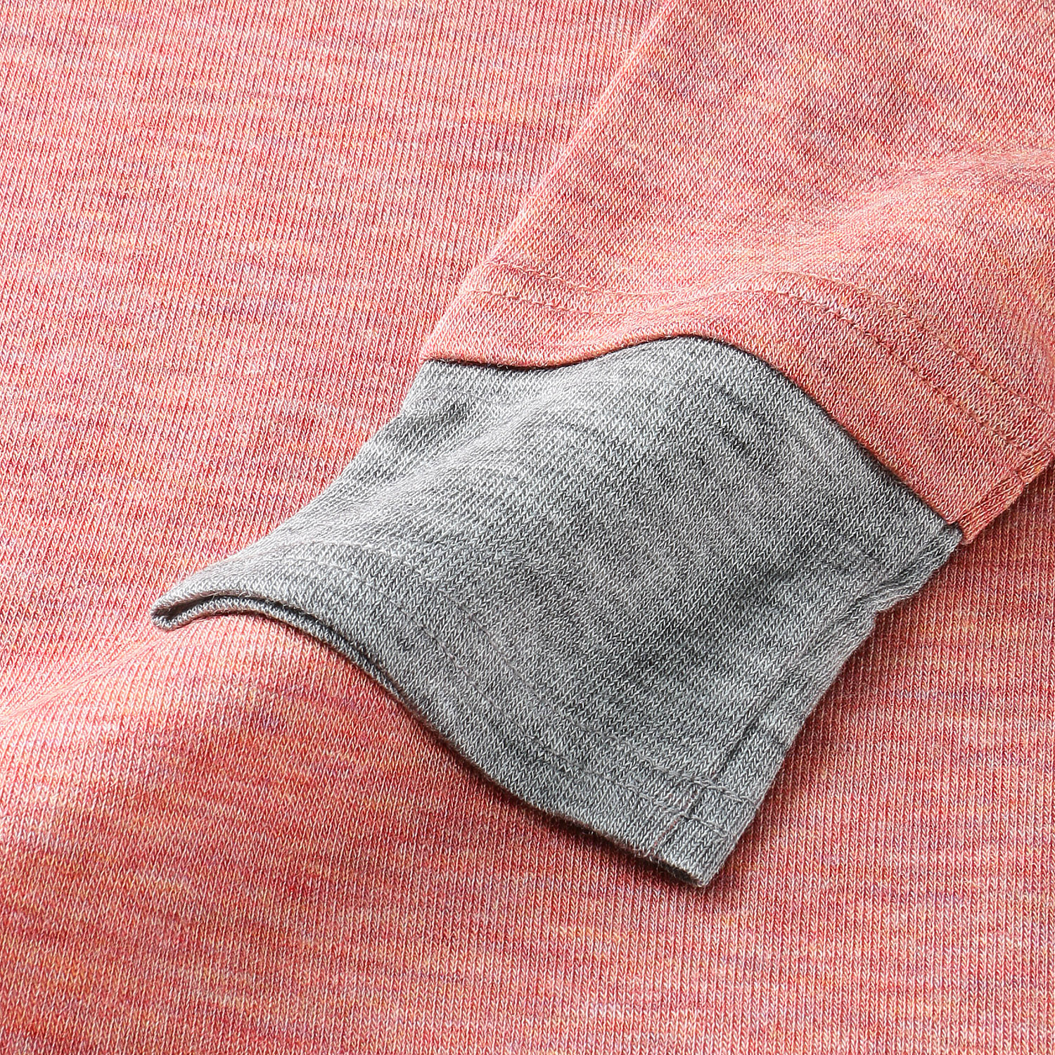 サテンドールひねり配色ハイネックカットソー - 画像16