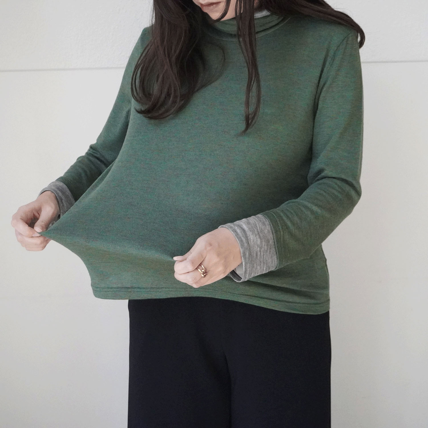 サテンドールひねり配色ハイネックカットソー - 画像21