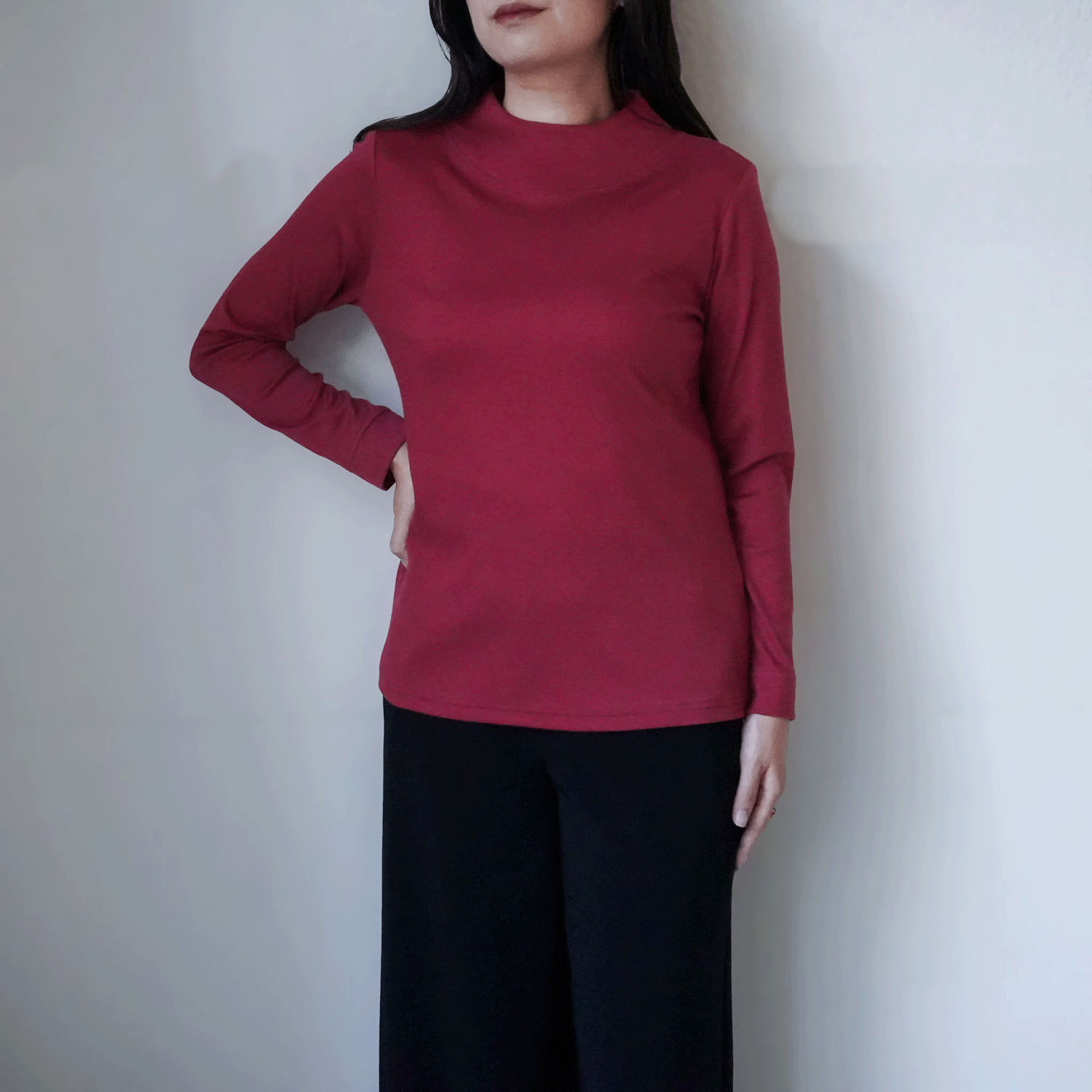 カタブクロオフネック