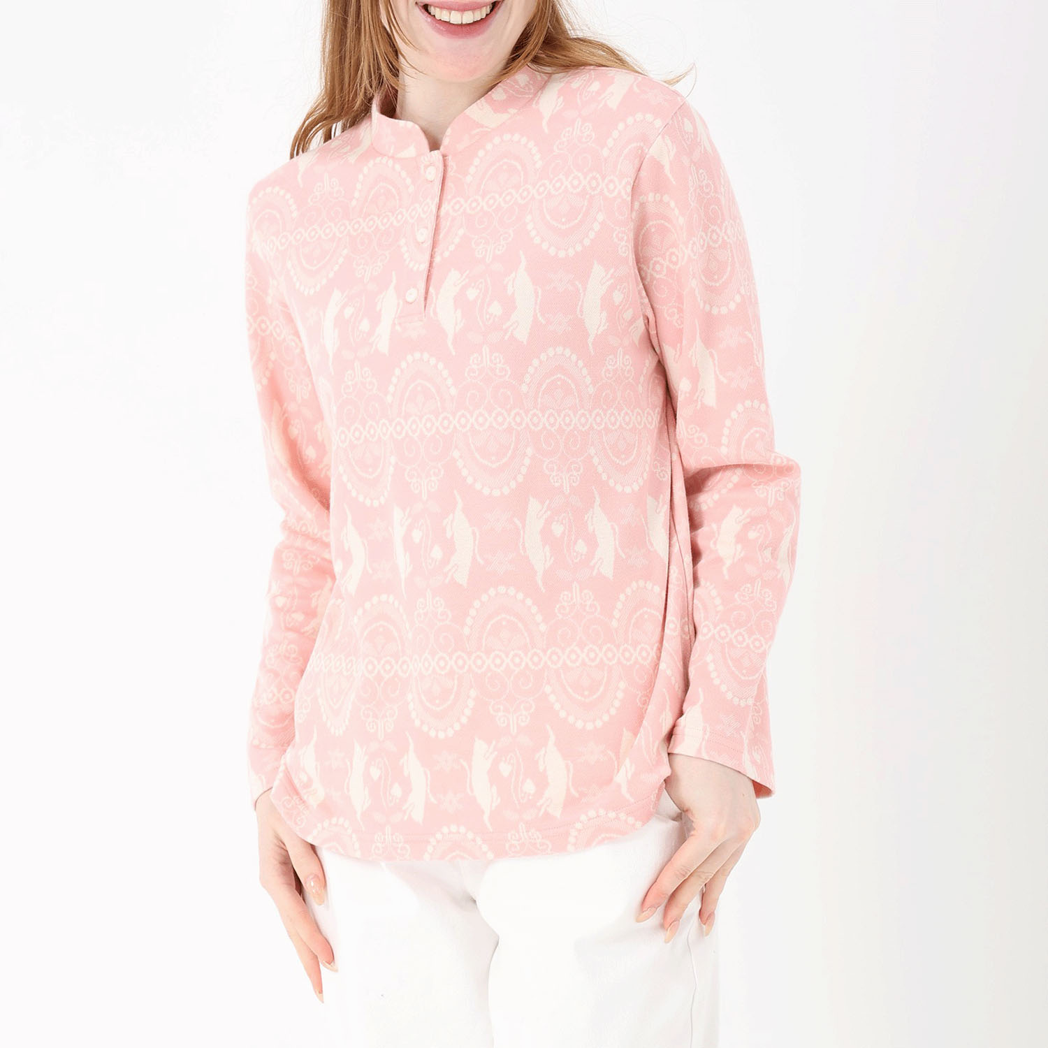 T’BIS STUDIO 長袖ネコダンス柄Wジャカードスタンドネックプルオーバー