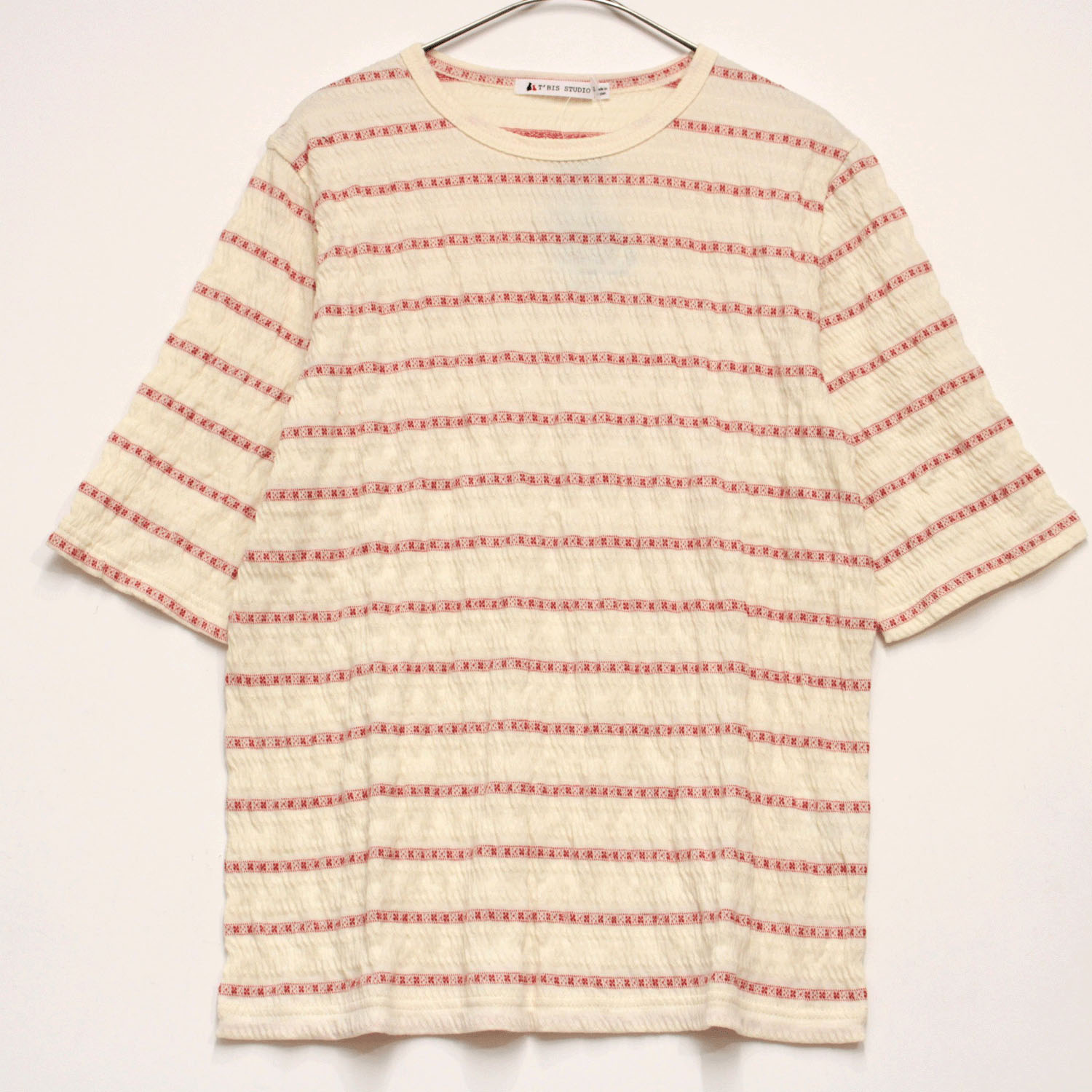 T’BIS STUDIO  シャーリングジャカードクローバー柄5分袖Tシャツ