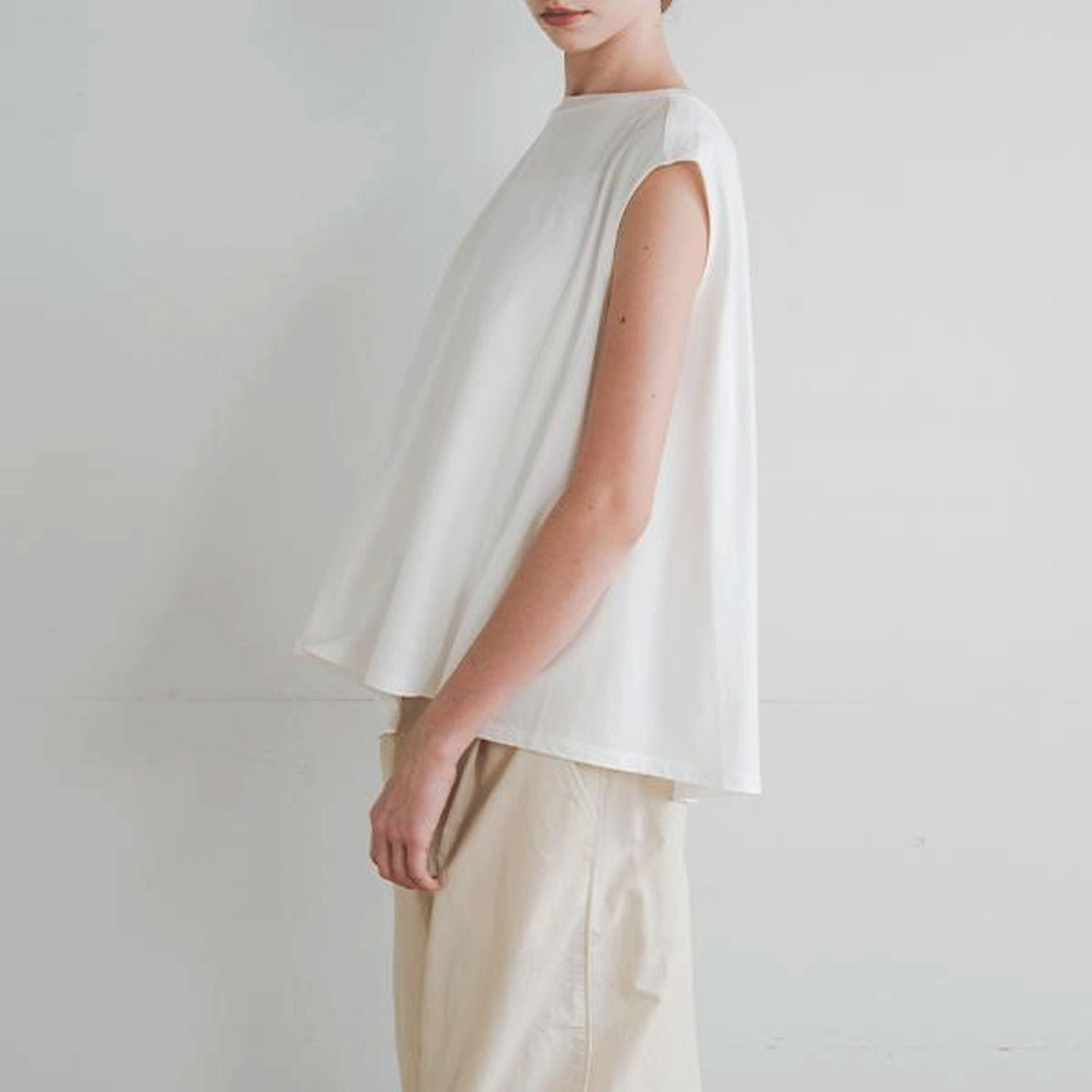 【お取り寄せ】akane アシメフレンチスリーブトップス - 画像3