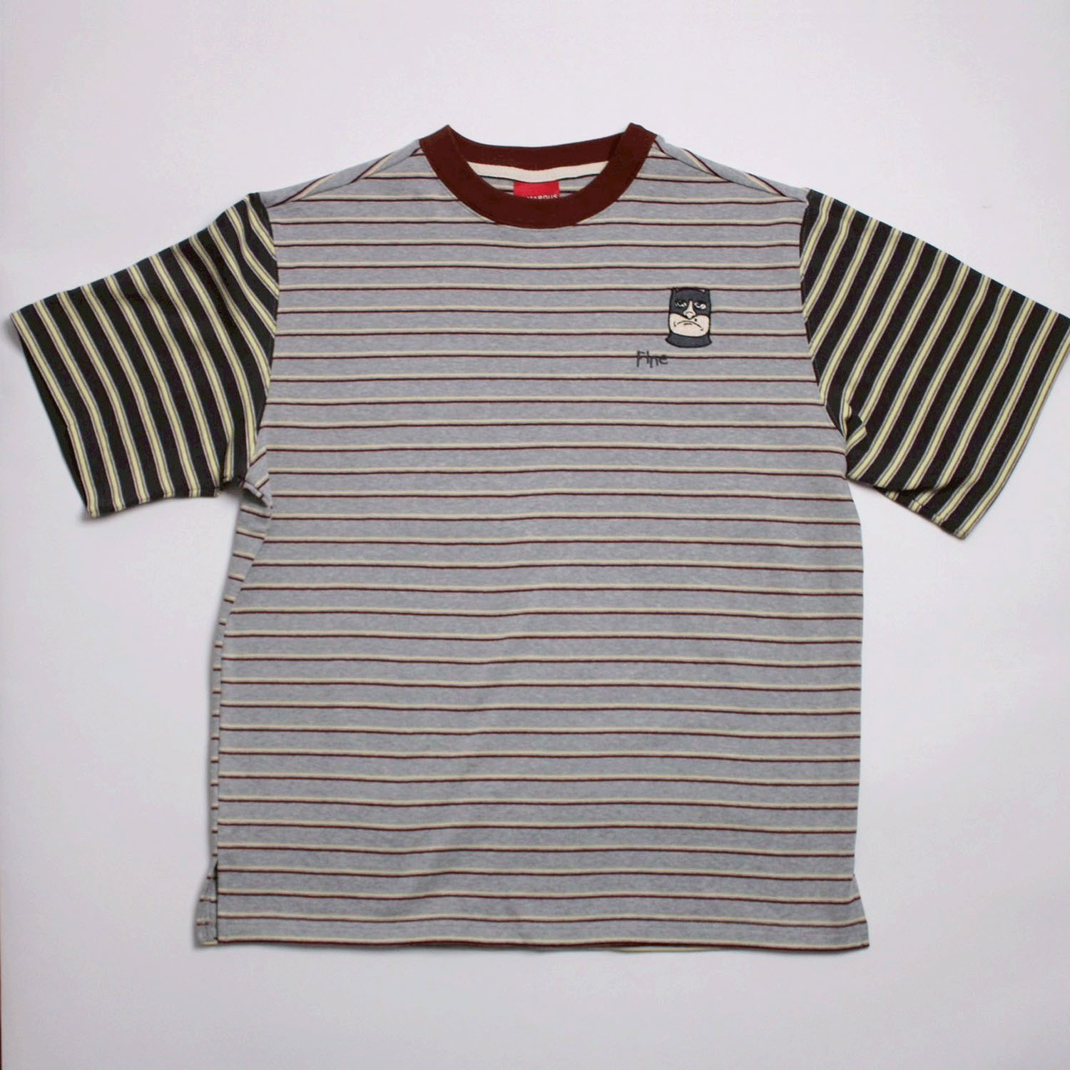 【Insta Live】HUMAROUS  Fine Line Border Tee